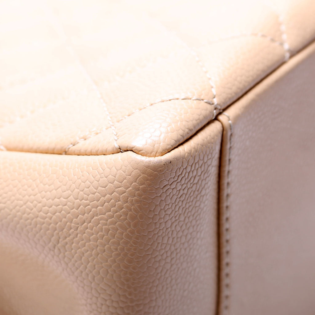 Grand Shopping Tote Caviar Tan