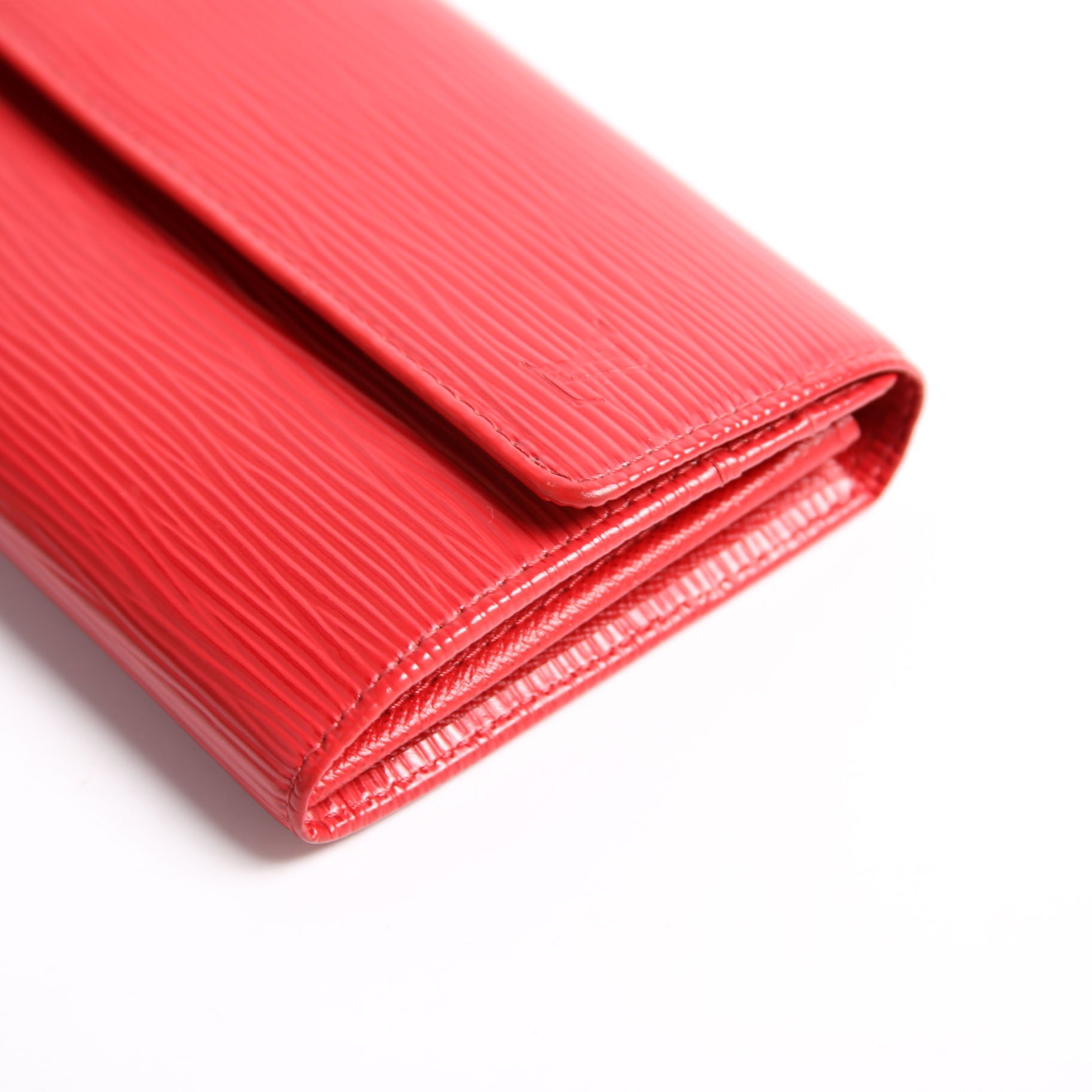 Sarah Wallet Epi Red