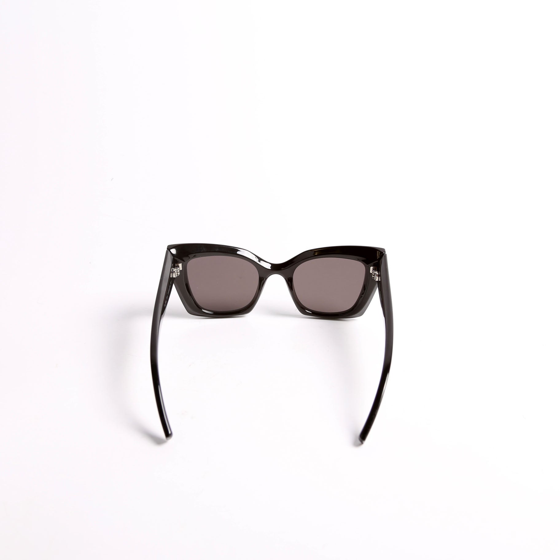 SL552 Cat Eye