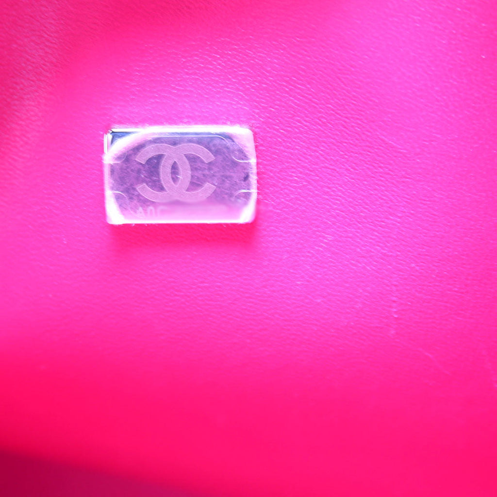 Classic Flap Jumbo Caviar RFID Pink