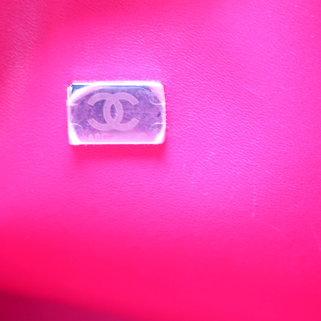 Classic Flap Jumbo Caviar RFID Pink