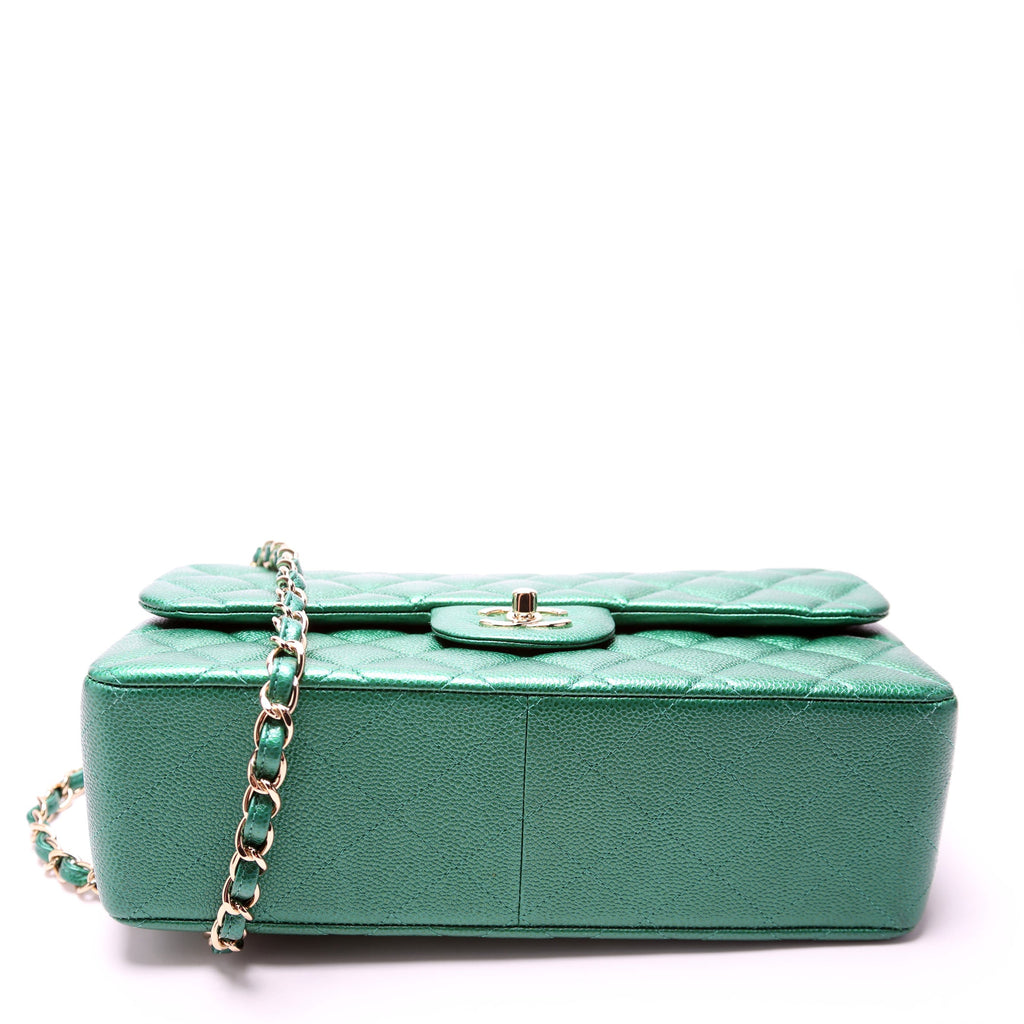 Classic Flap Jumbo Metallic Caviar 25-28M Green