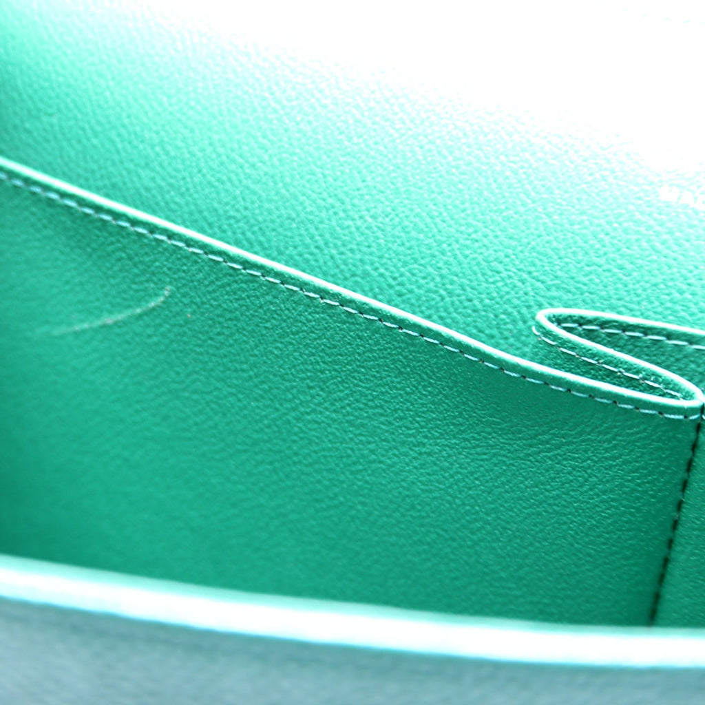 Classic Flap Jumbo Metallic Caviar 25-28M Green