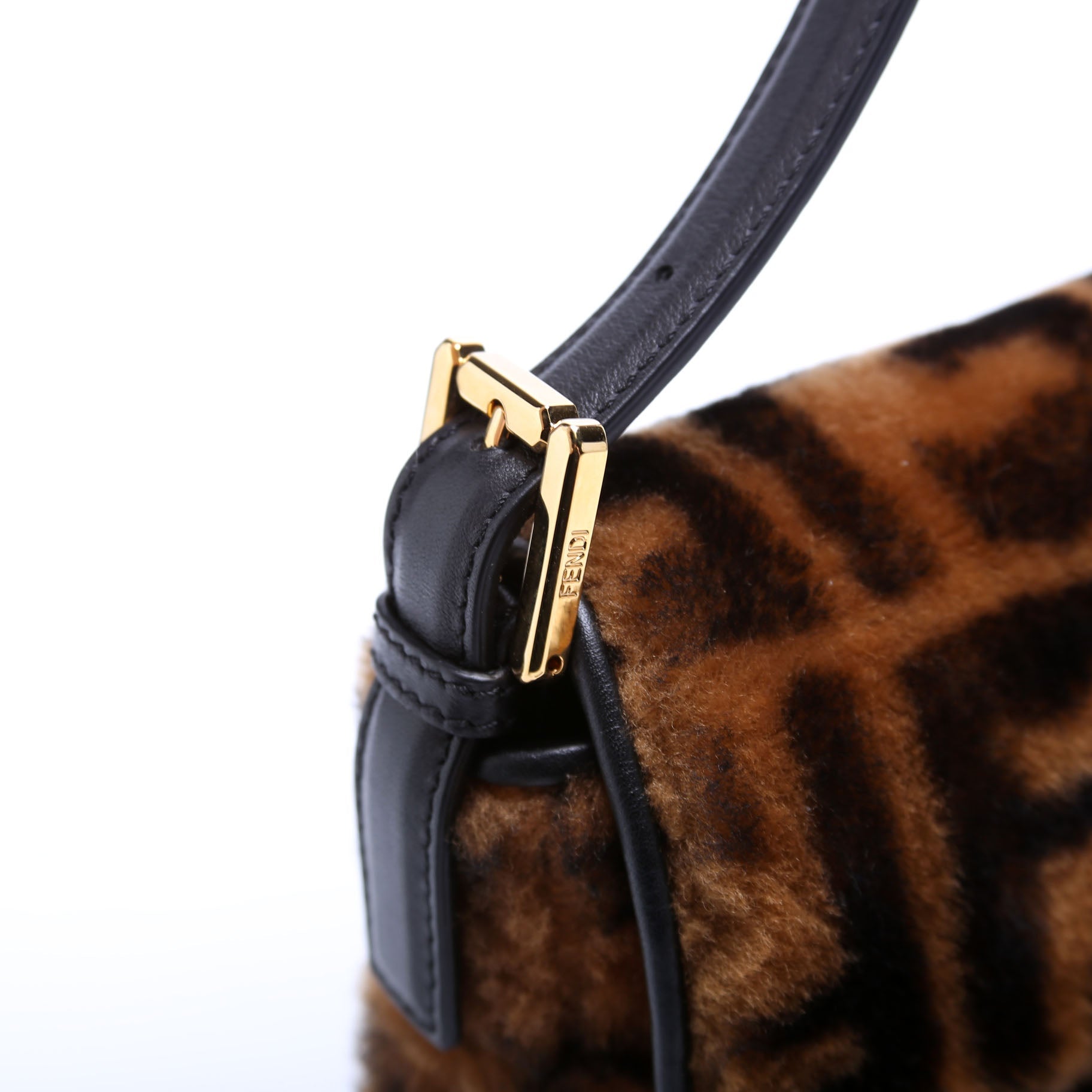 8BR600 Baguette FF Shearling Brown/Black