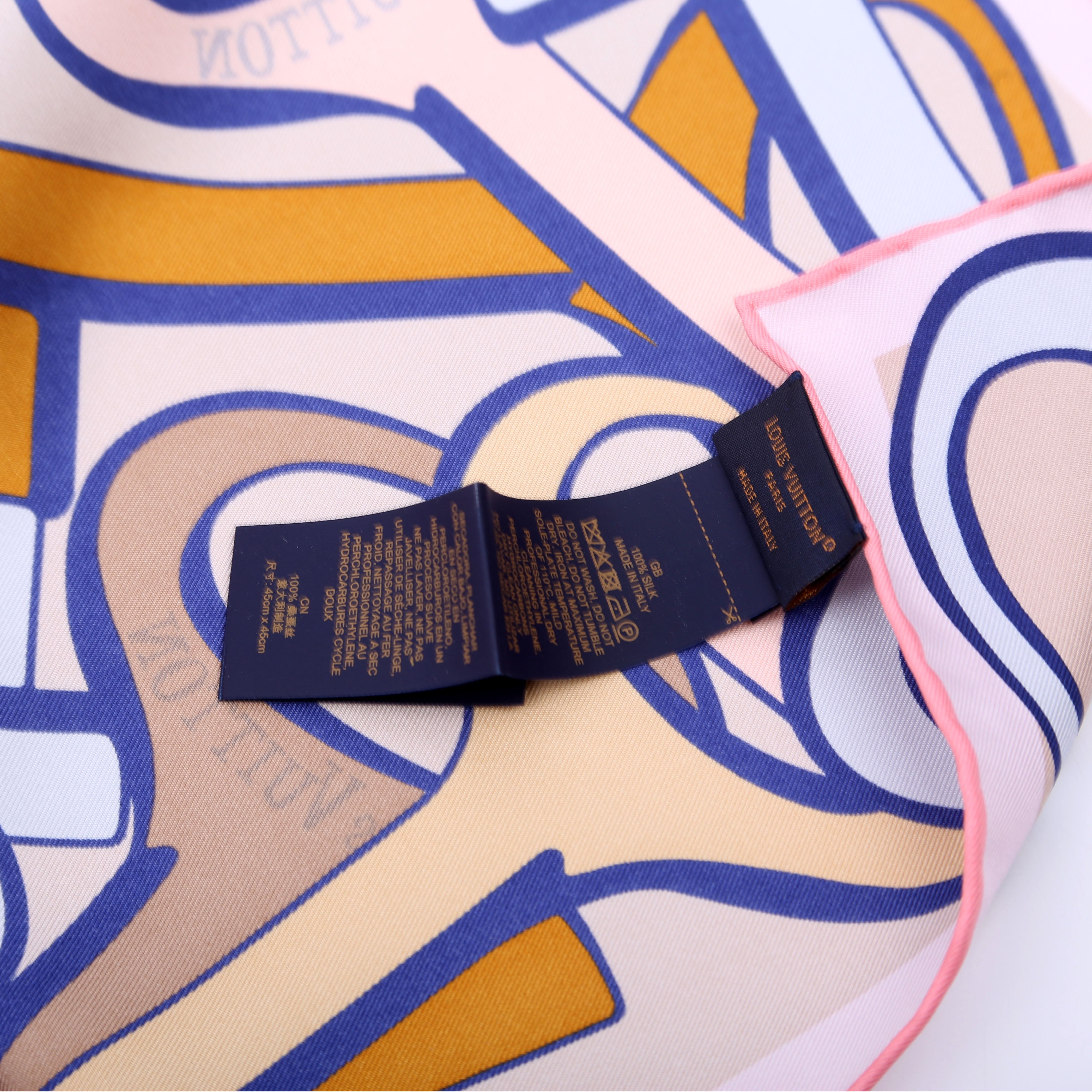 Key To My Heart 45 Silk Scarf Multicolor