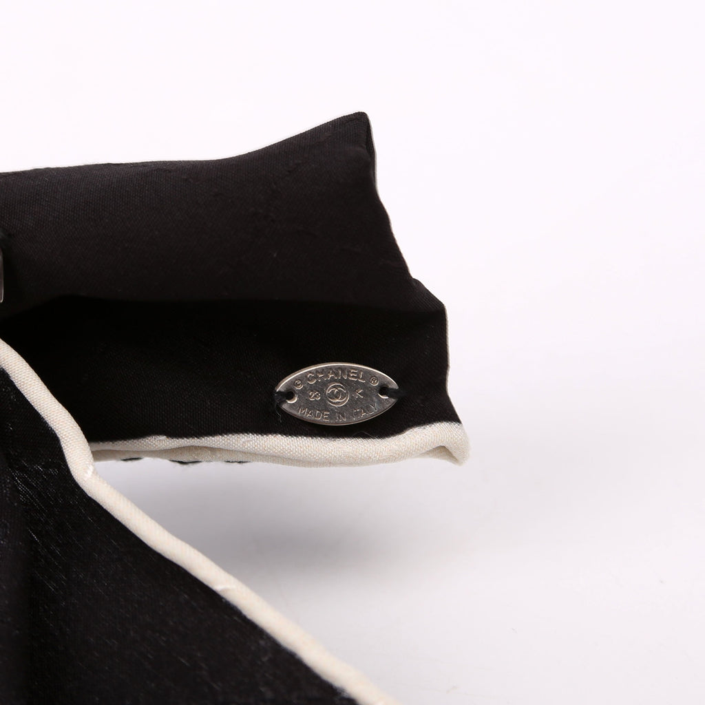 CC Bow Hair Clip Black/White