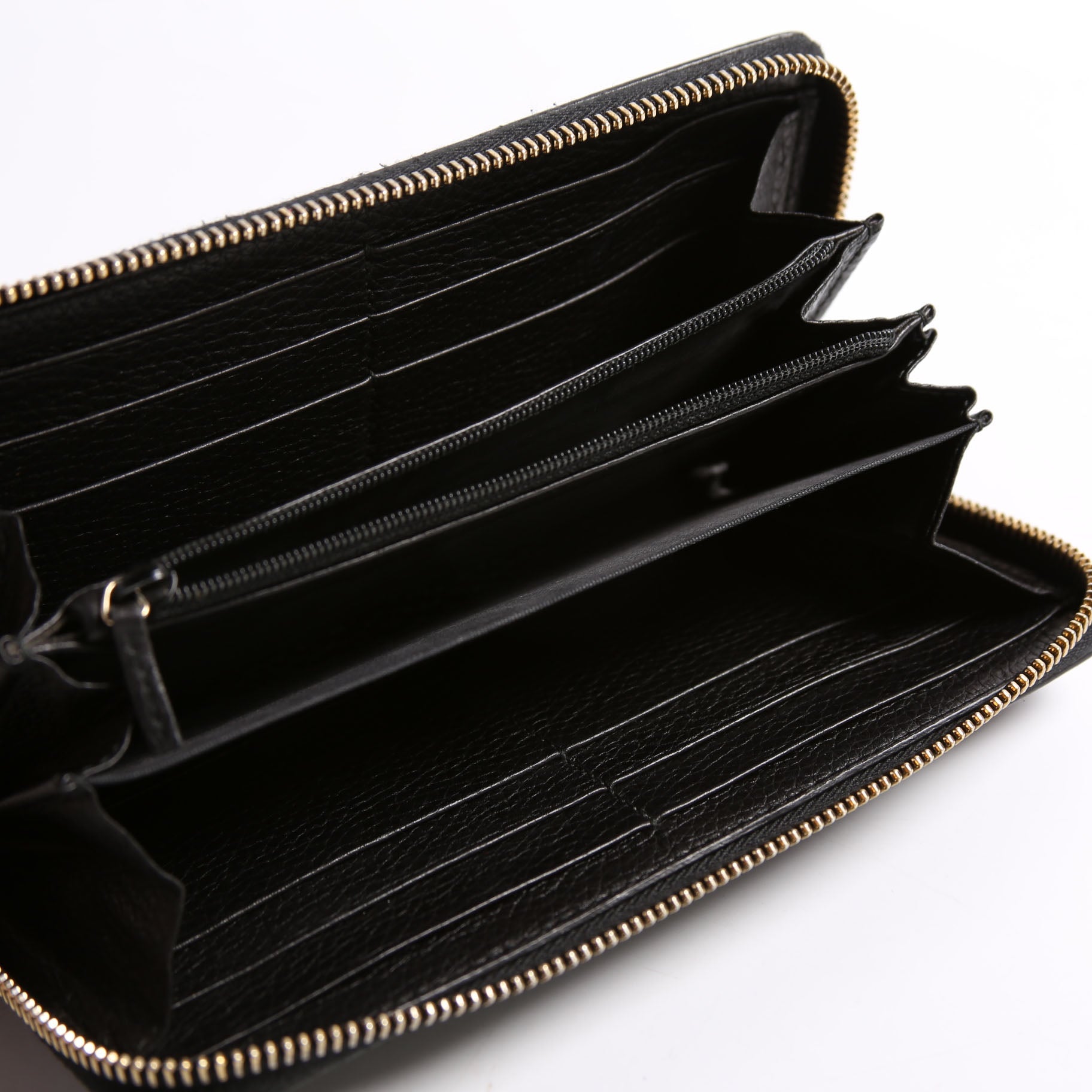 308004 Soho Zippy Wallet Black