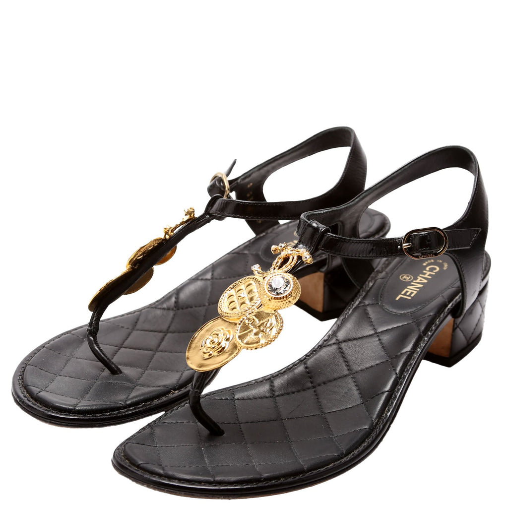 Medallion CC Thong Sandals Size 38 Black/Gold