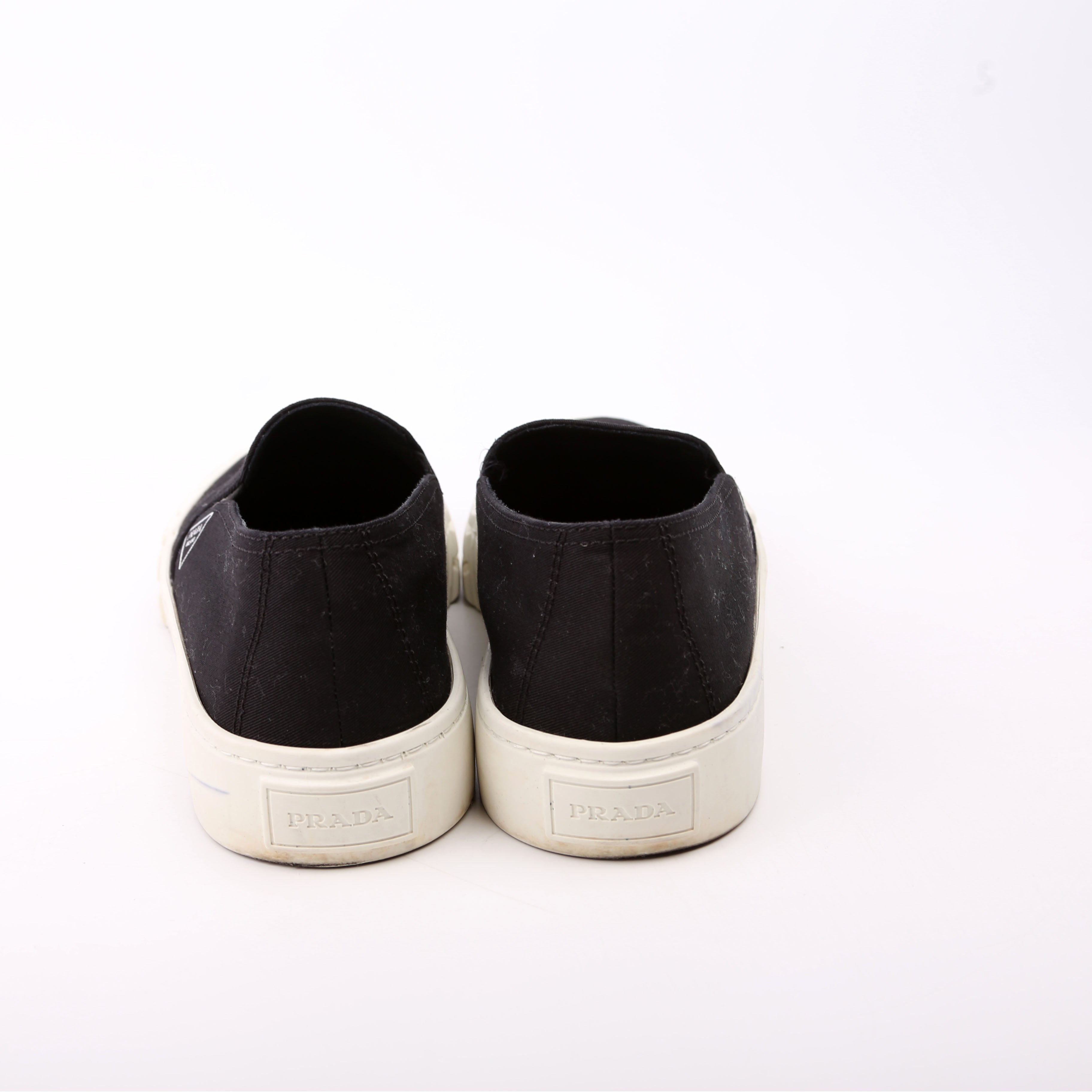 Cassetta Wheel Slip-On Sneakers Size 41 Black