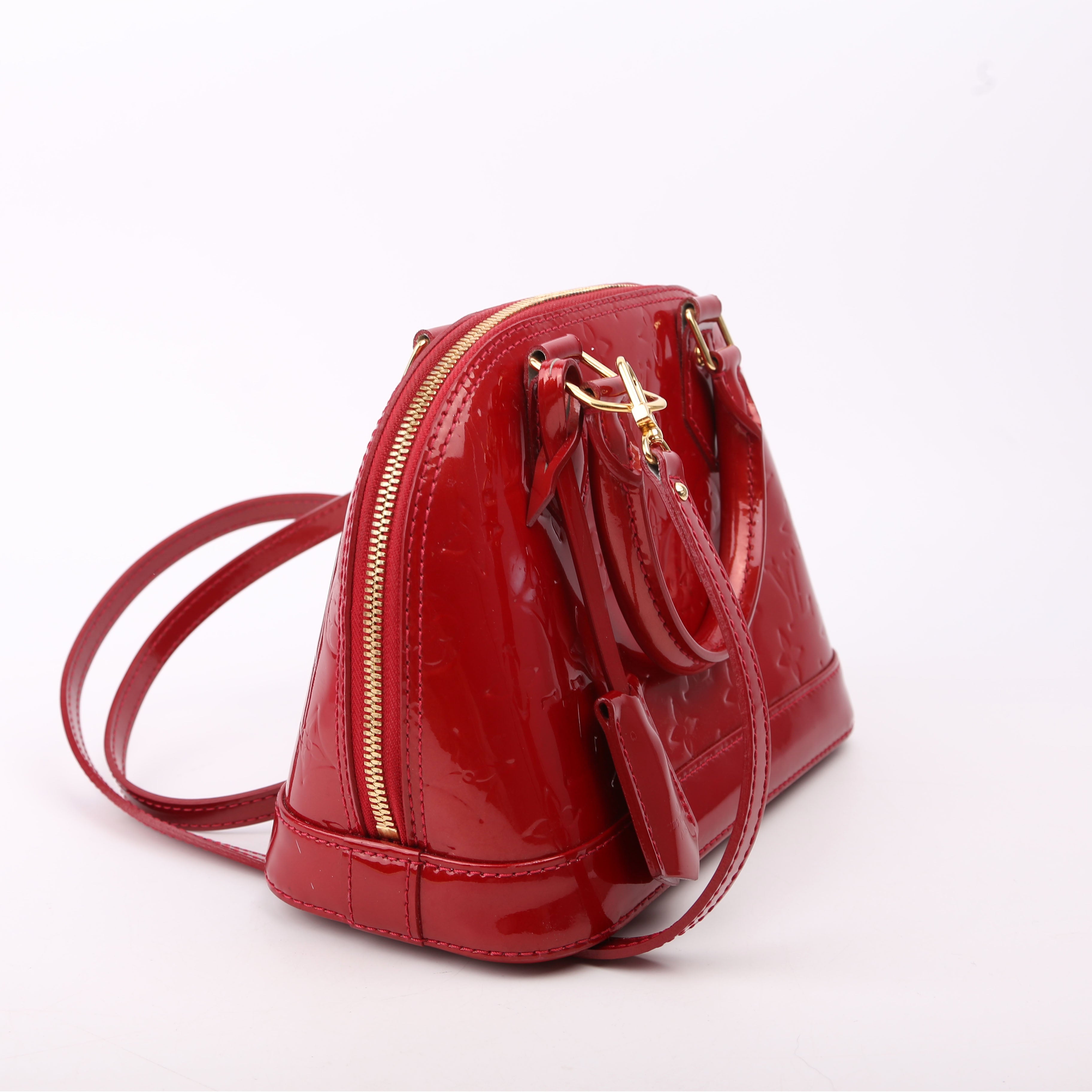 Alma BB Vernis Red