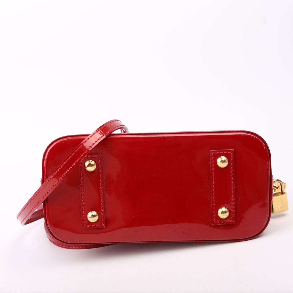 Alma BB Vernis Red