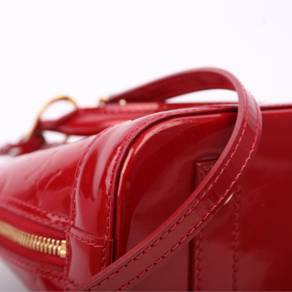 Alma BB Vernis Red