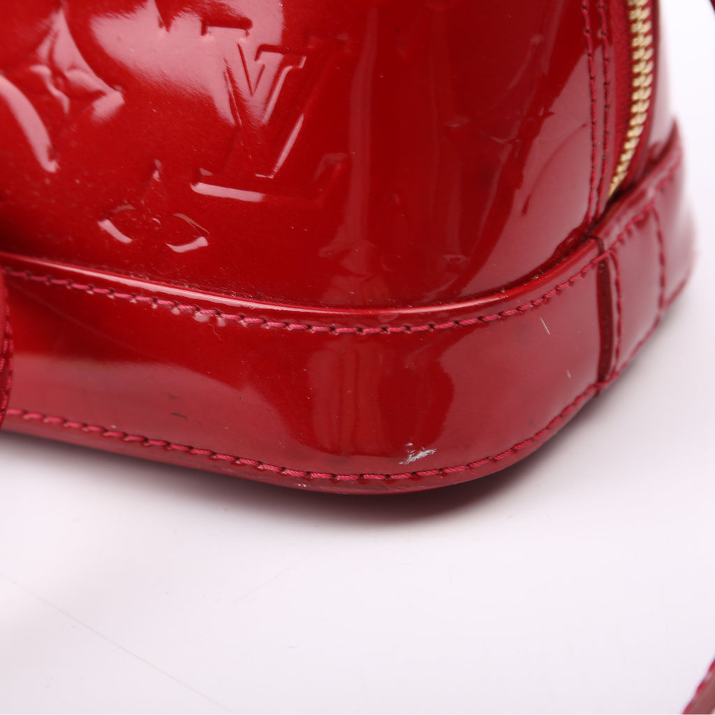 Alma BB Vernis Red