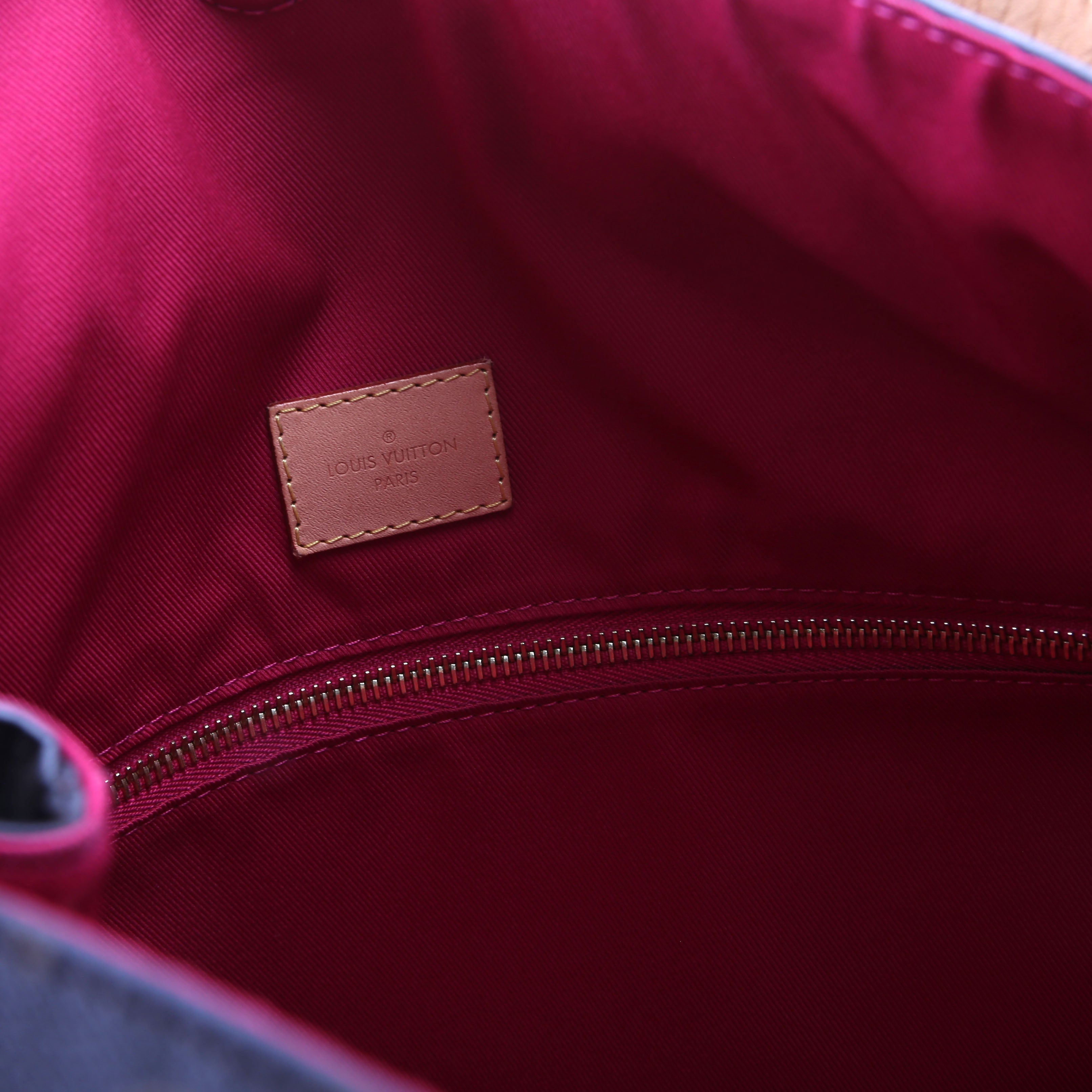 Graceful MM Monogram Berry