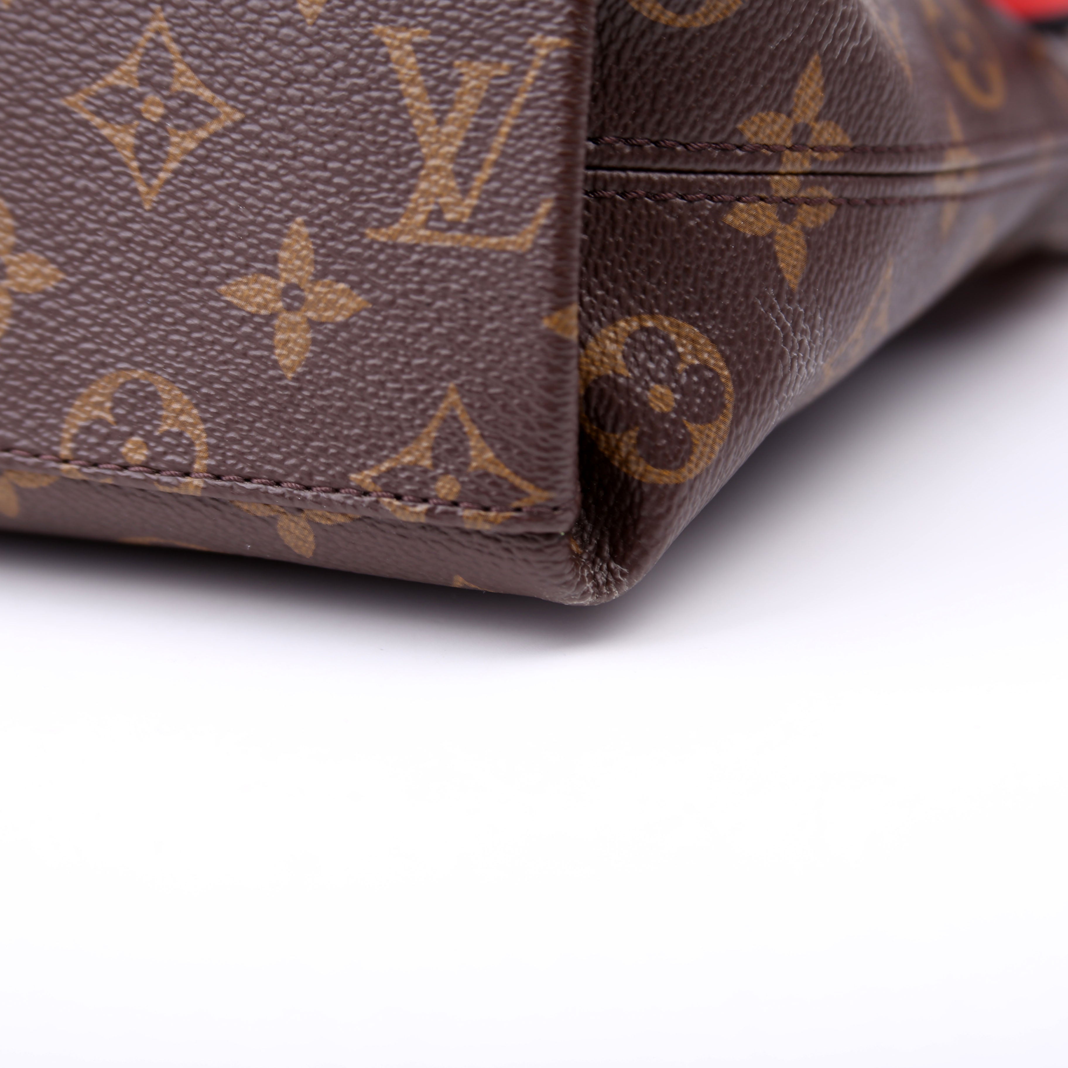 Tuileries Besace Hobo Monogram