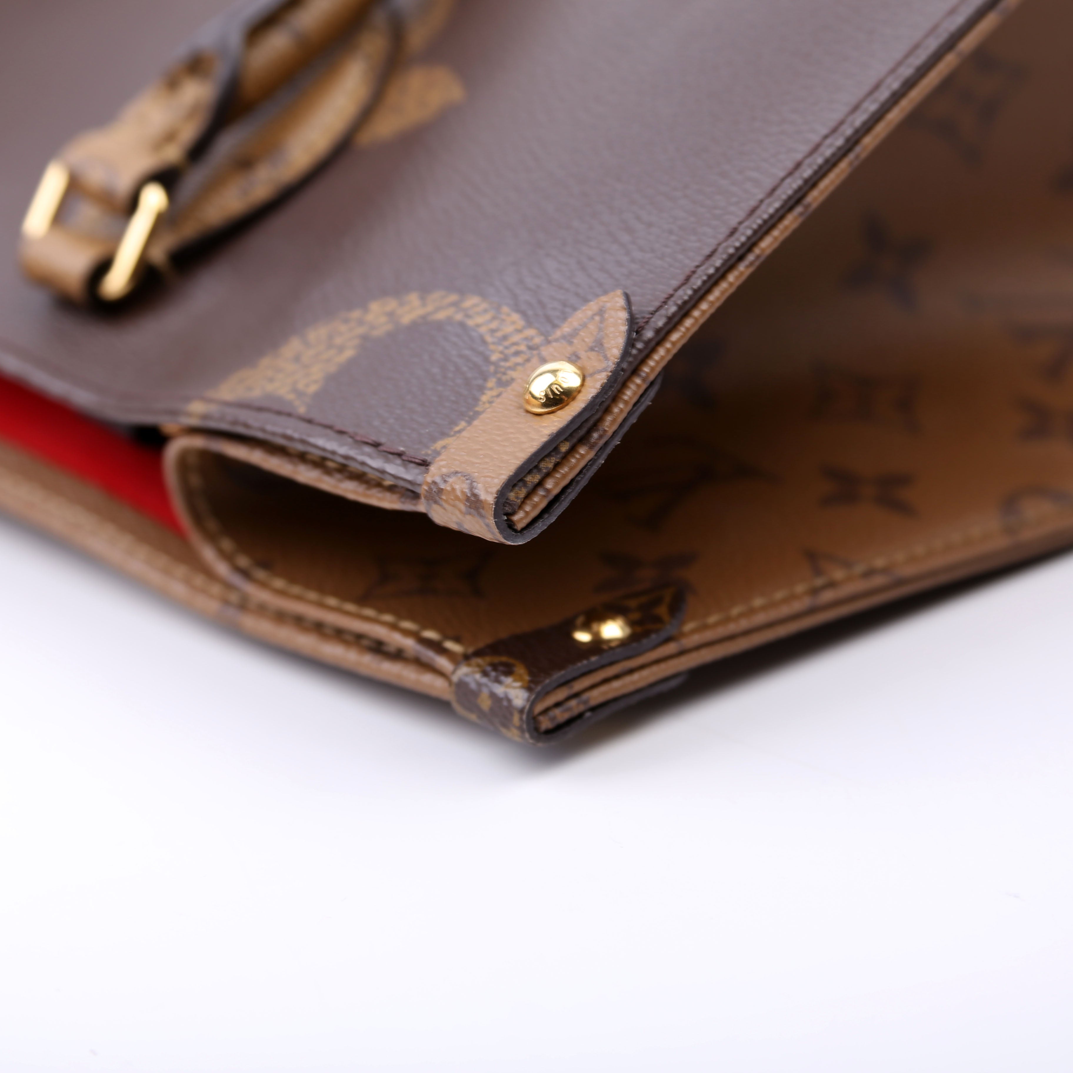 ONTHEGO MM Reverse Monogram