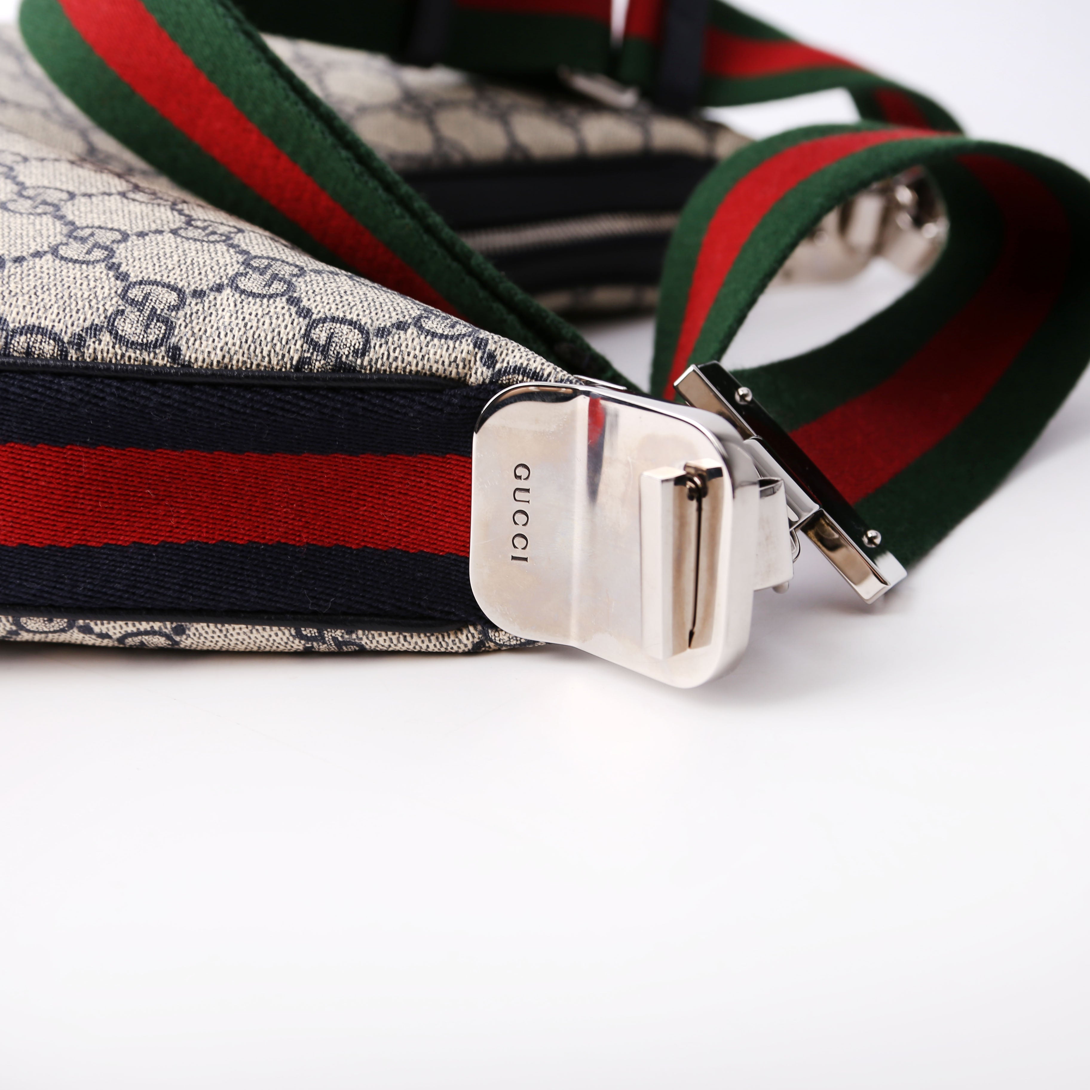 Attache GG Supreme Shoulder Bag Medium Blue