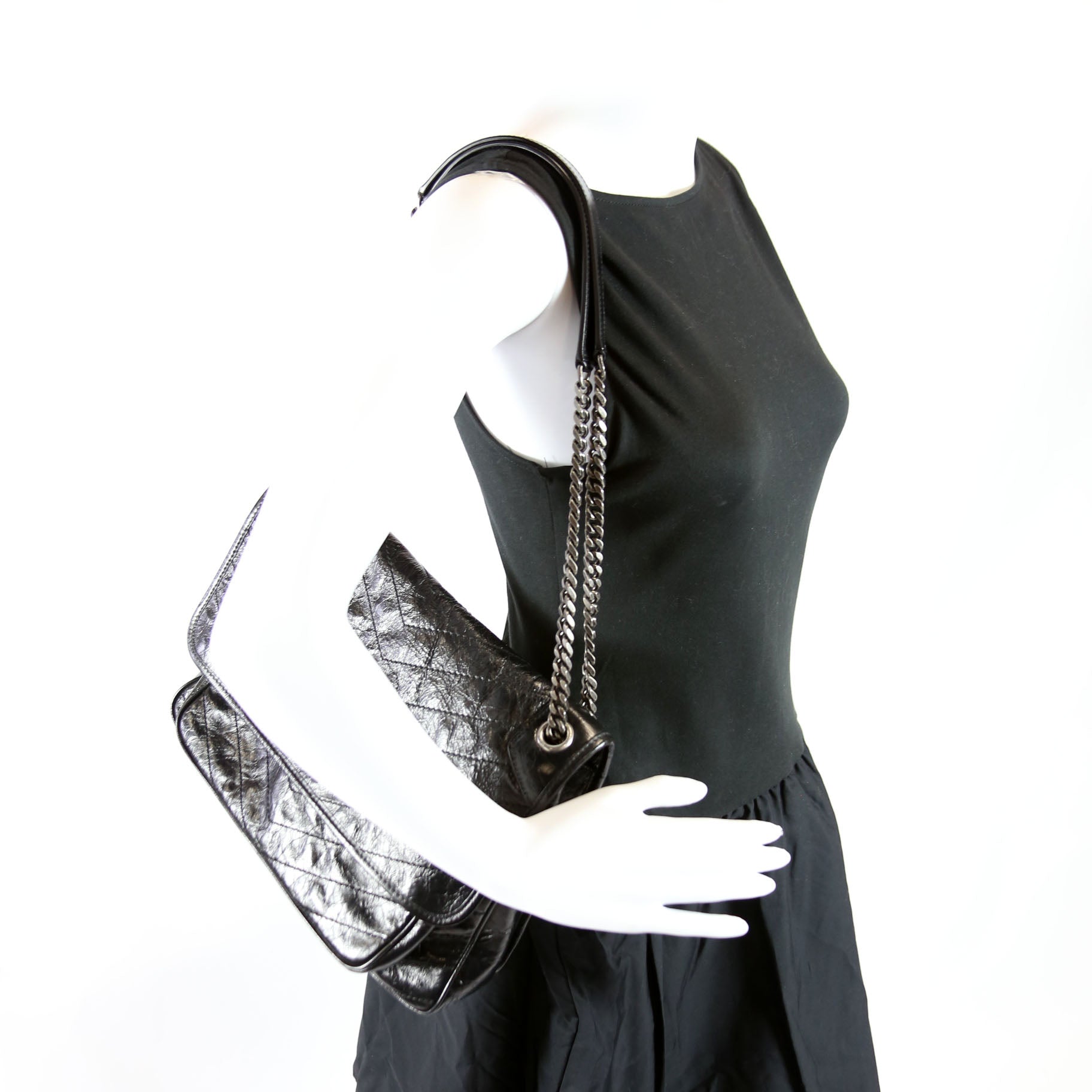 Niki Large Crinkled Leather 633157 Black