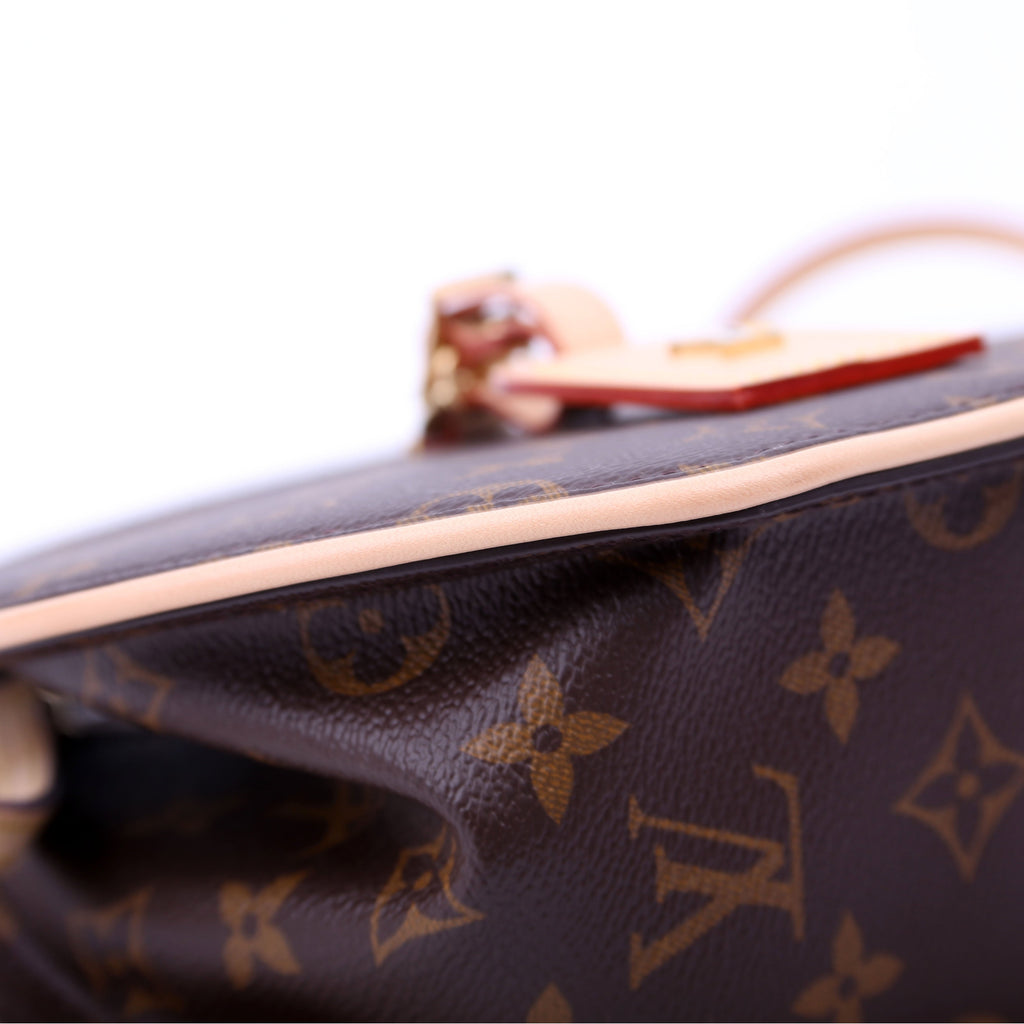 Around Me PM Monogram