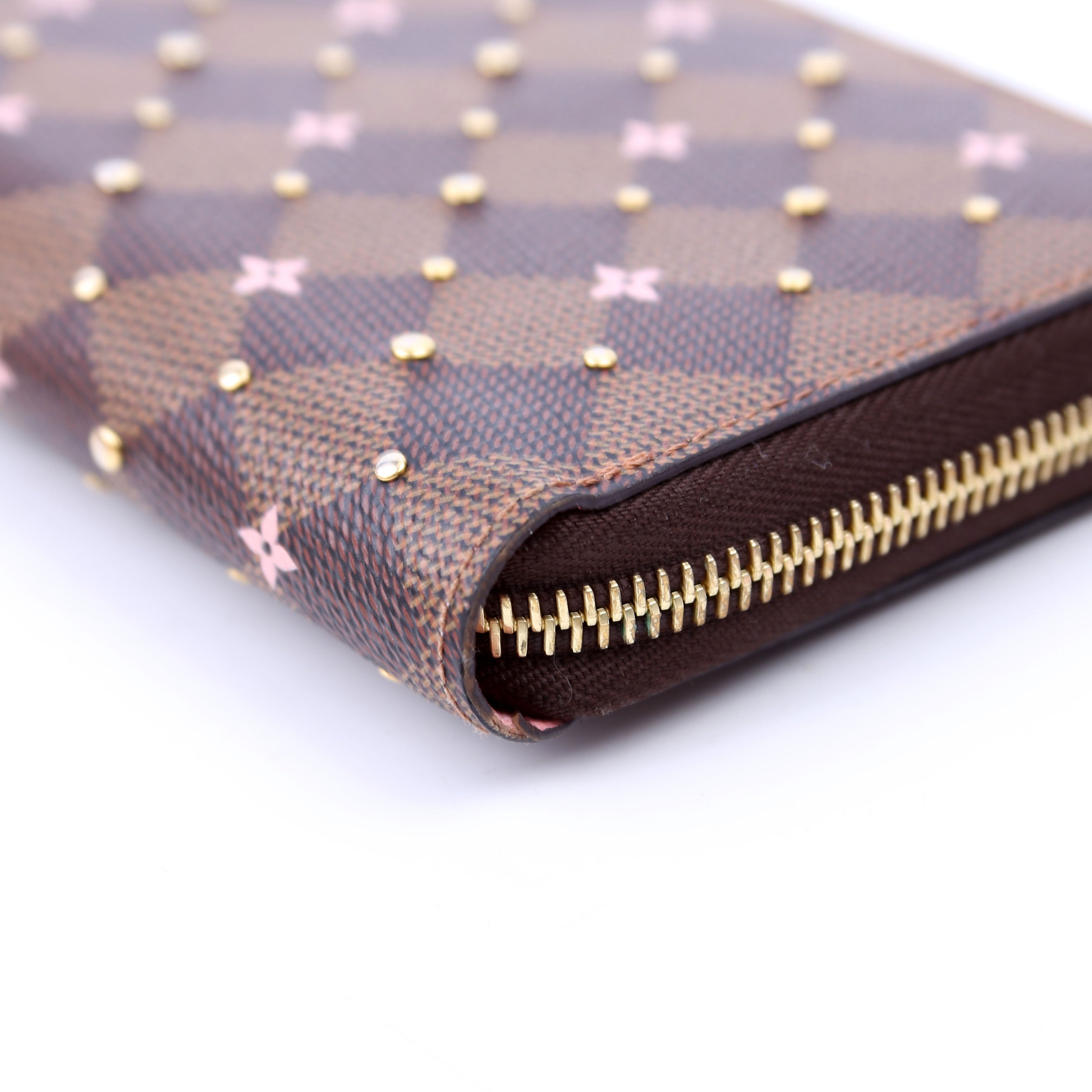 Zippy Wallet Studded Flowers Damier Ebene Pink