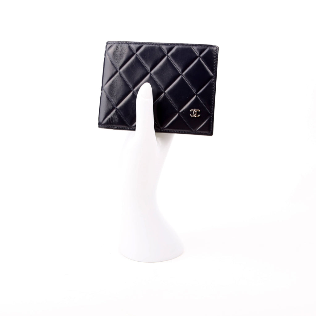 CC Mens Bifold Wallet Lambskin 30M Navy