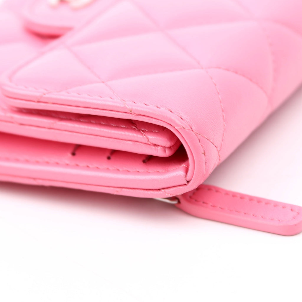 Classic Compact Flap Wallet Lambskin Pink
