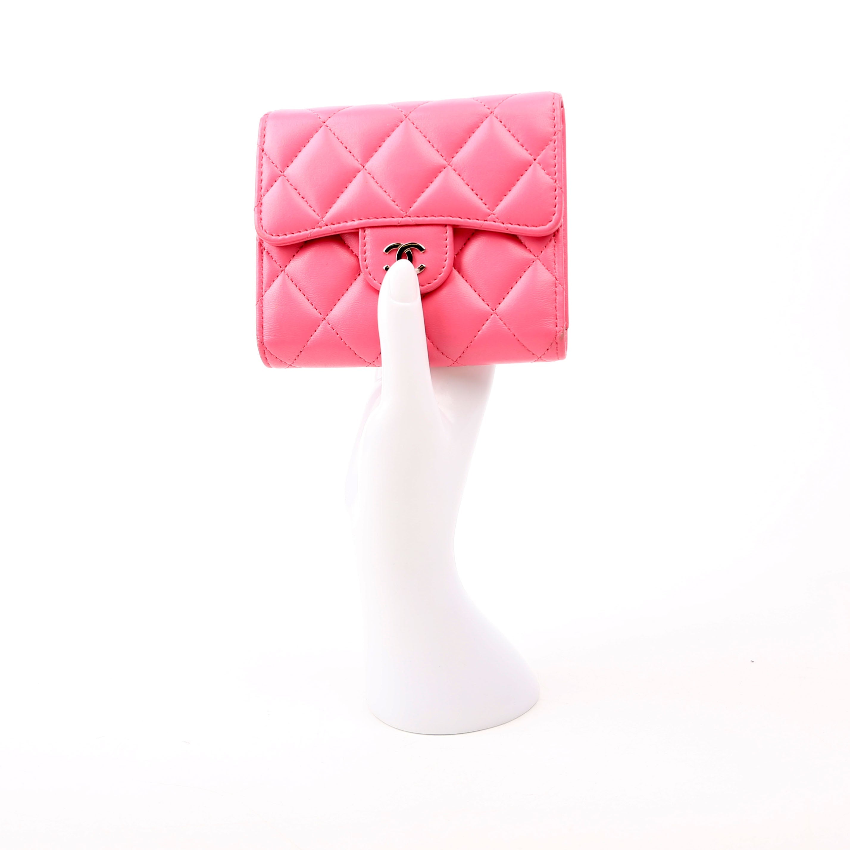 Classic Compact Flap Wallet Lambskin Pink