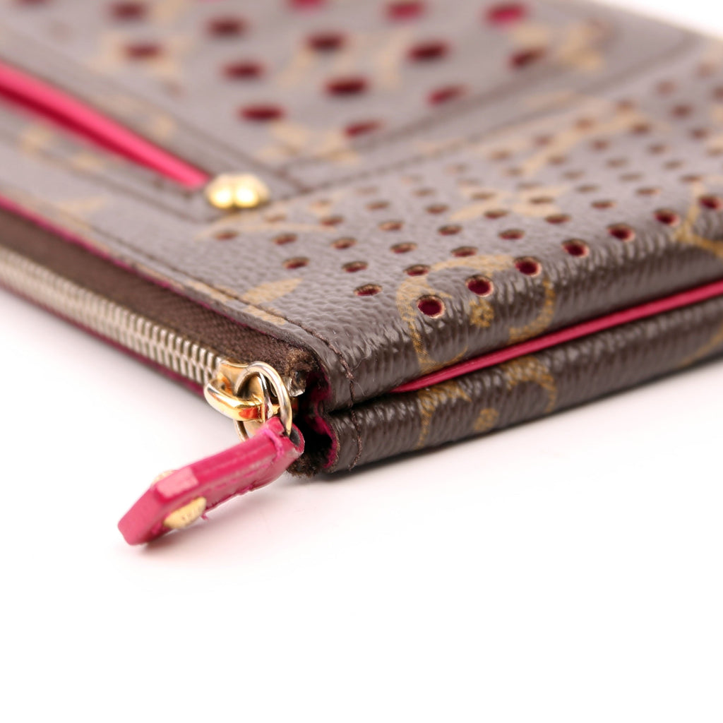 Pochette Plat Monogram Perforated Berry