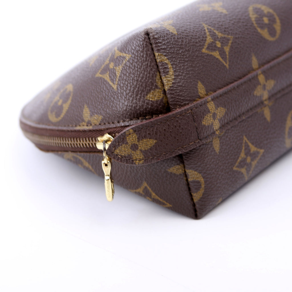 Trousse Demi Ronde Monogram 23