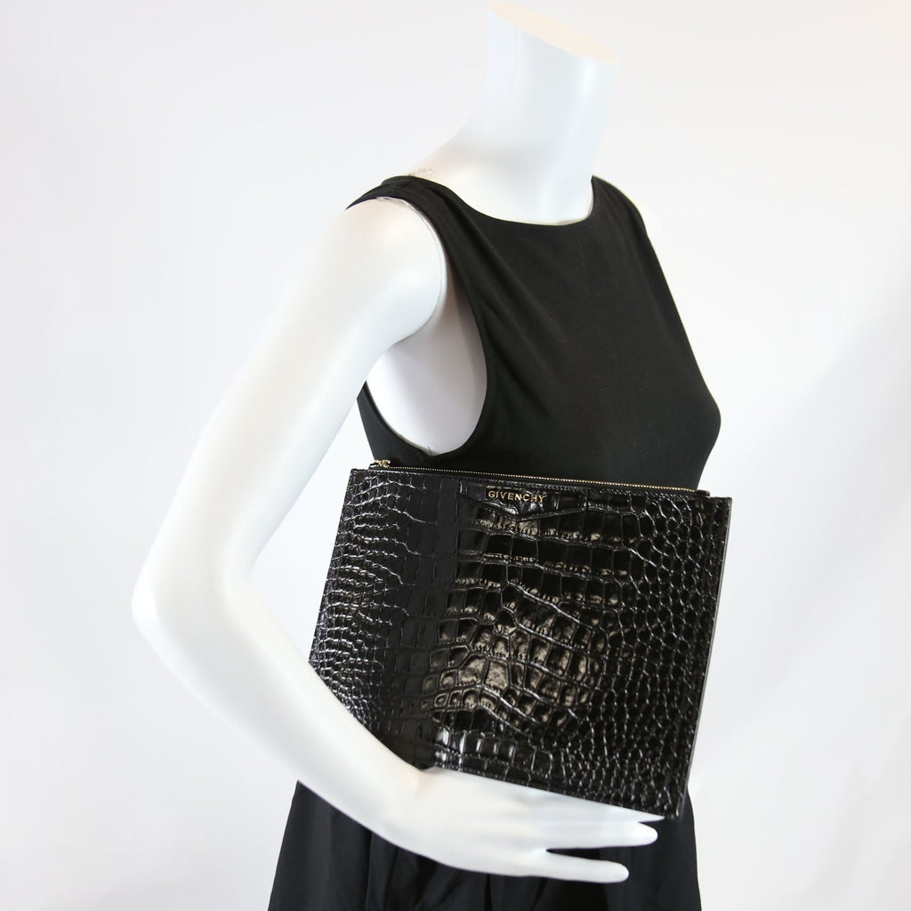 Antigona Large Flat Zip Pouch Black