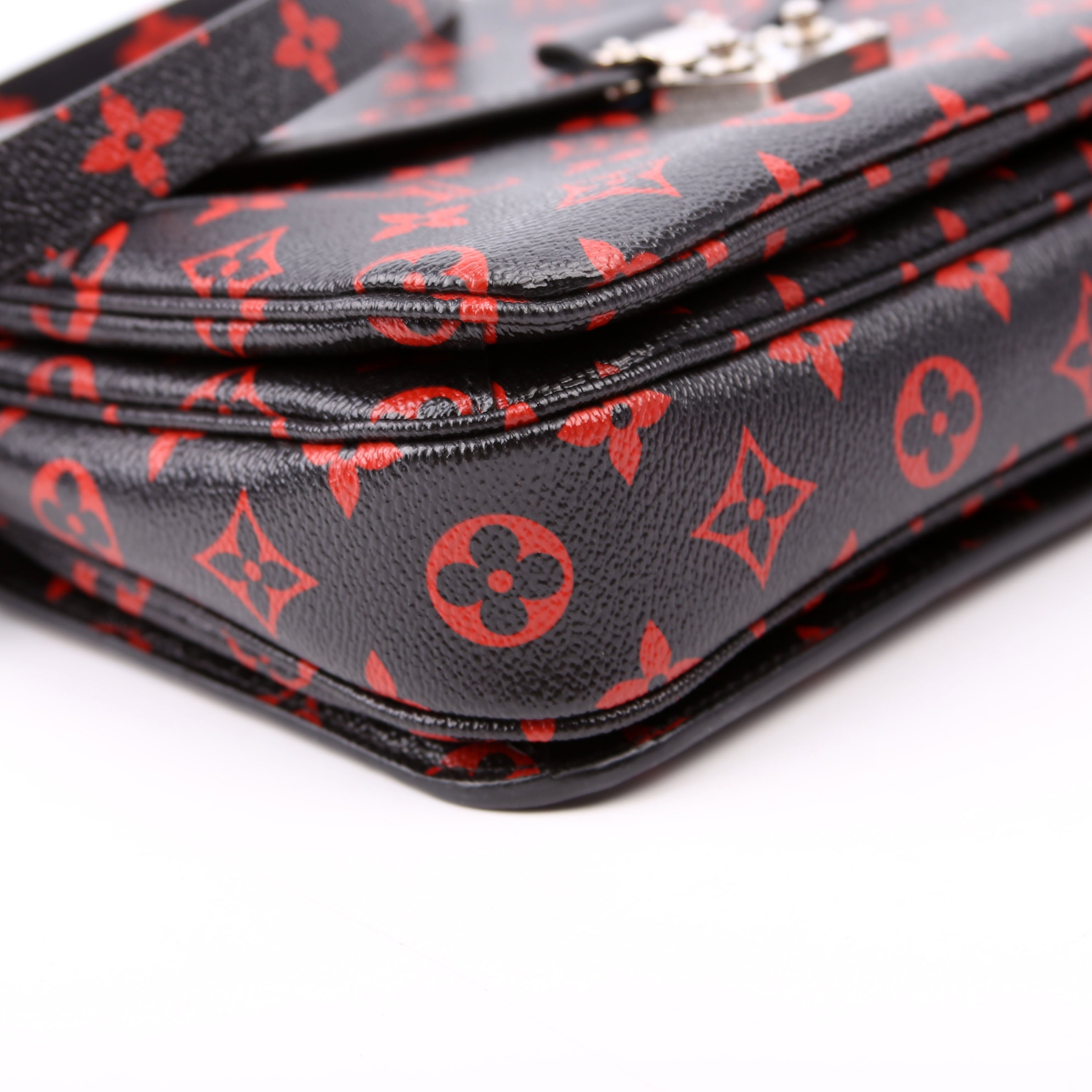 Pochette Metis Monogram Infrarouge Red/Black