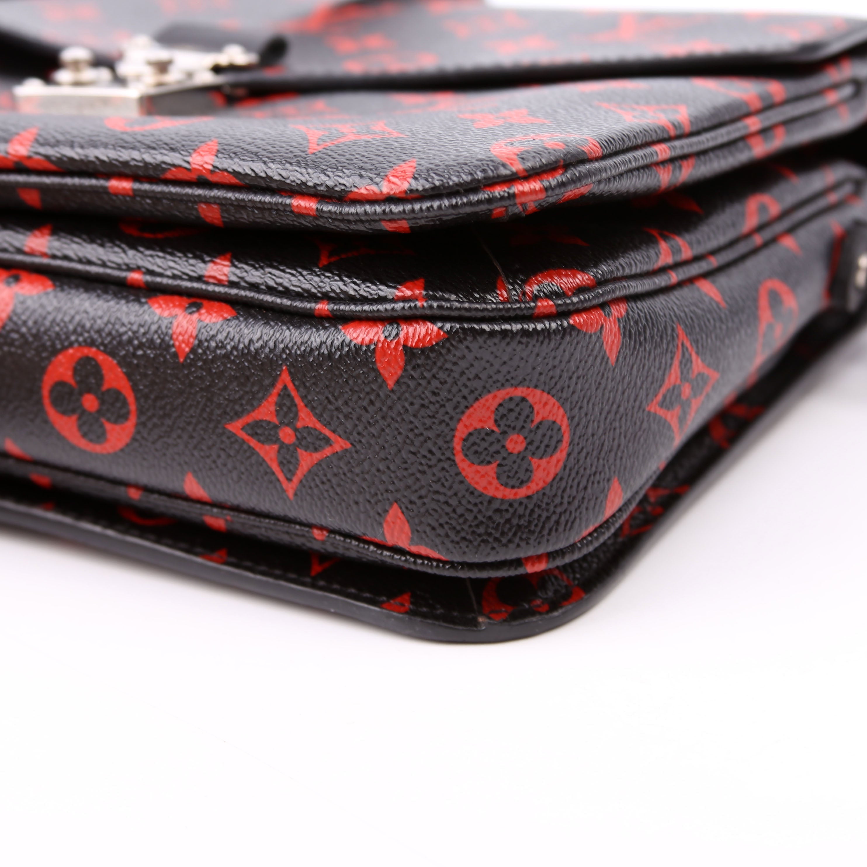 Pochette Metis Monogram Infrarouge Red/Black