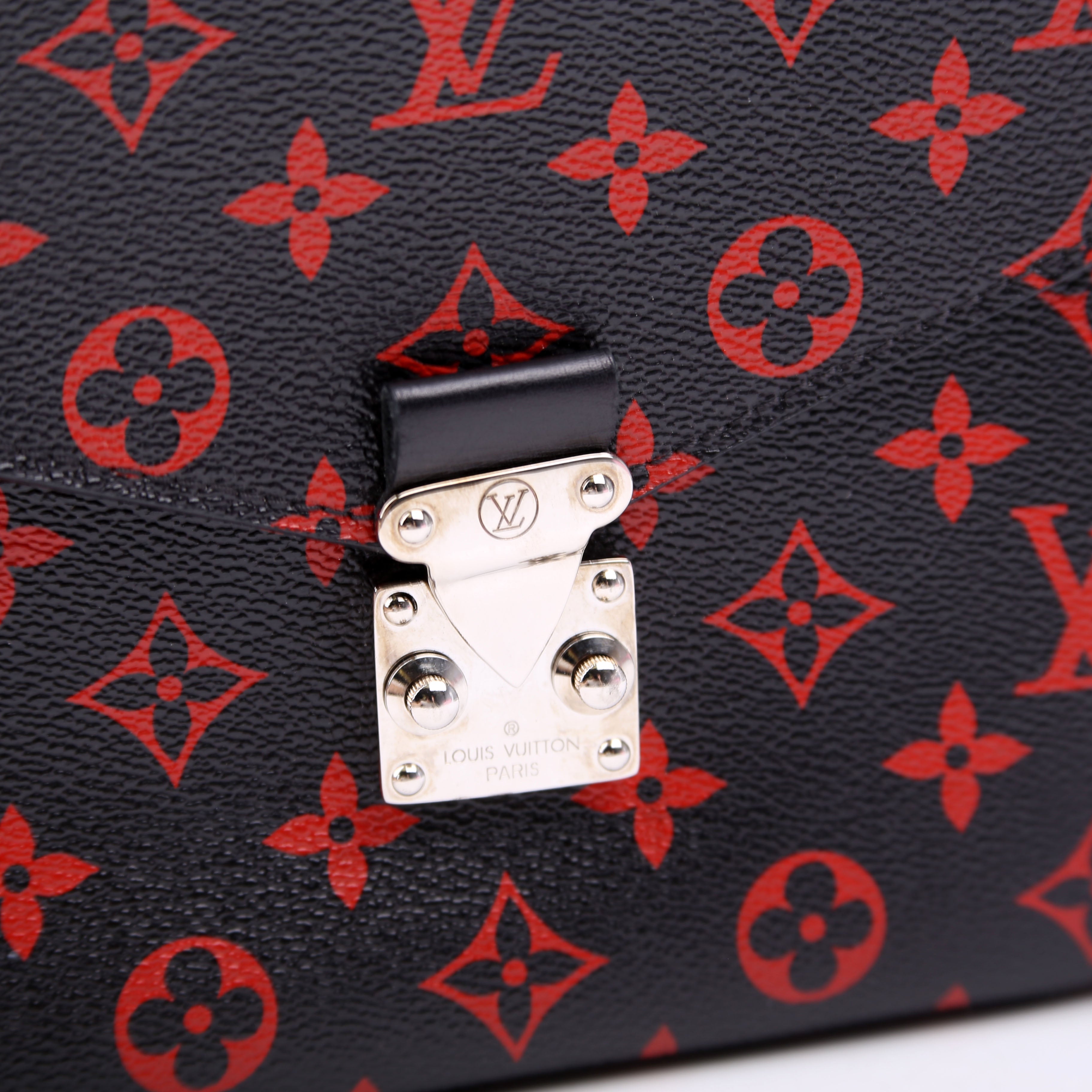 Pochette Metis Monogram Infrarouge Red/Black