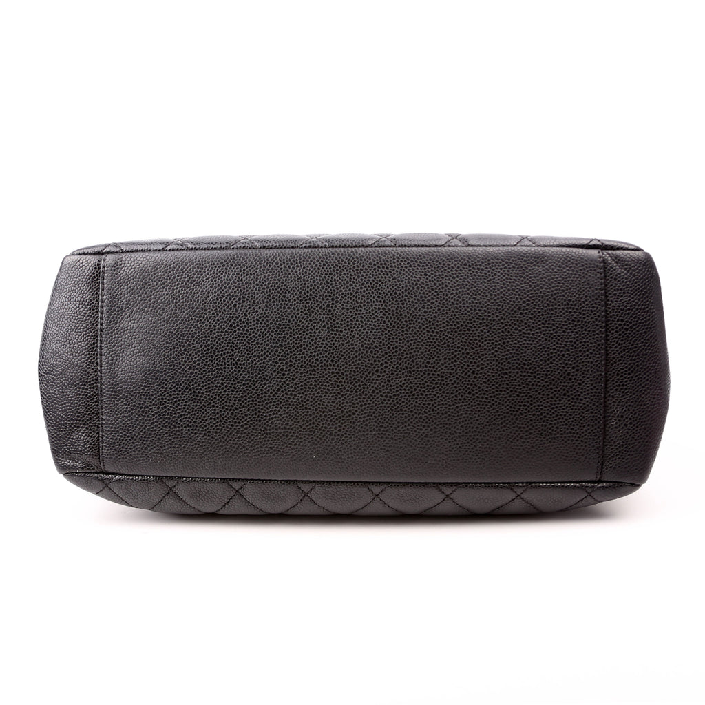 Grand Shopping Tote Caviar Black
