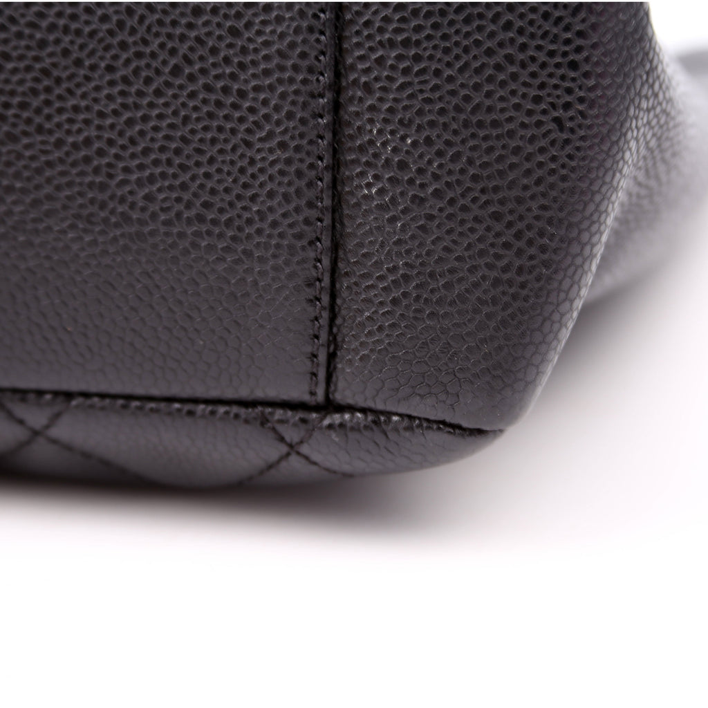 Grand Shopping Tote Caviar Black