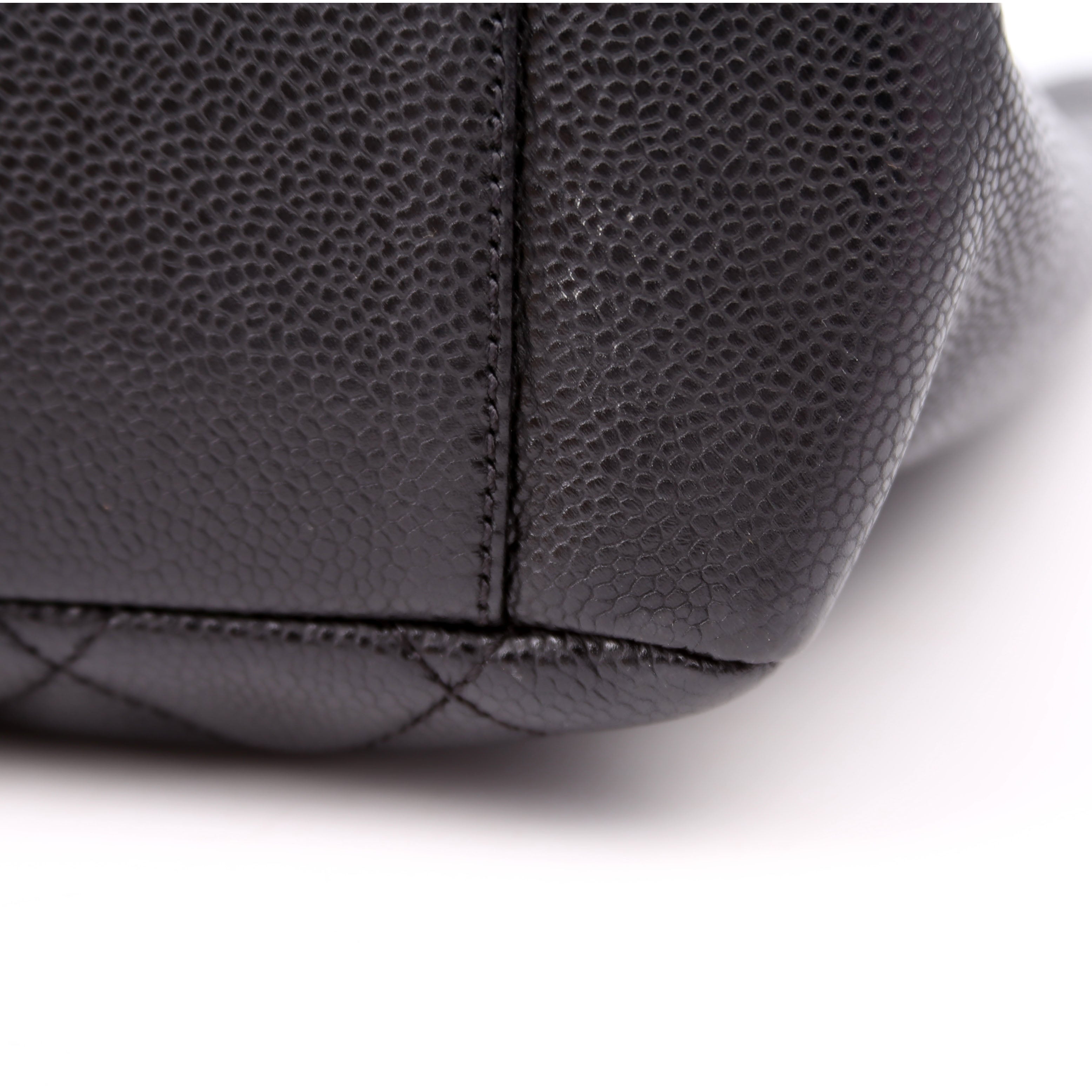 Grand Shopping Tote Caviar Black