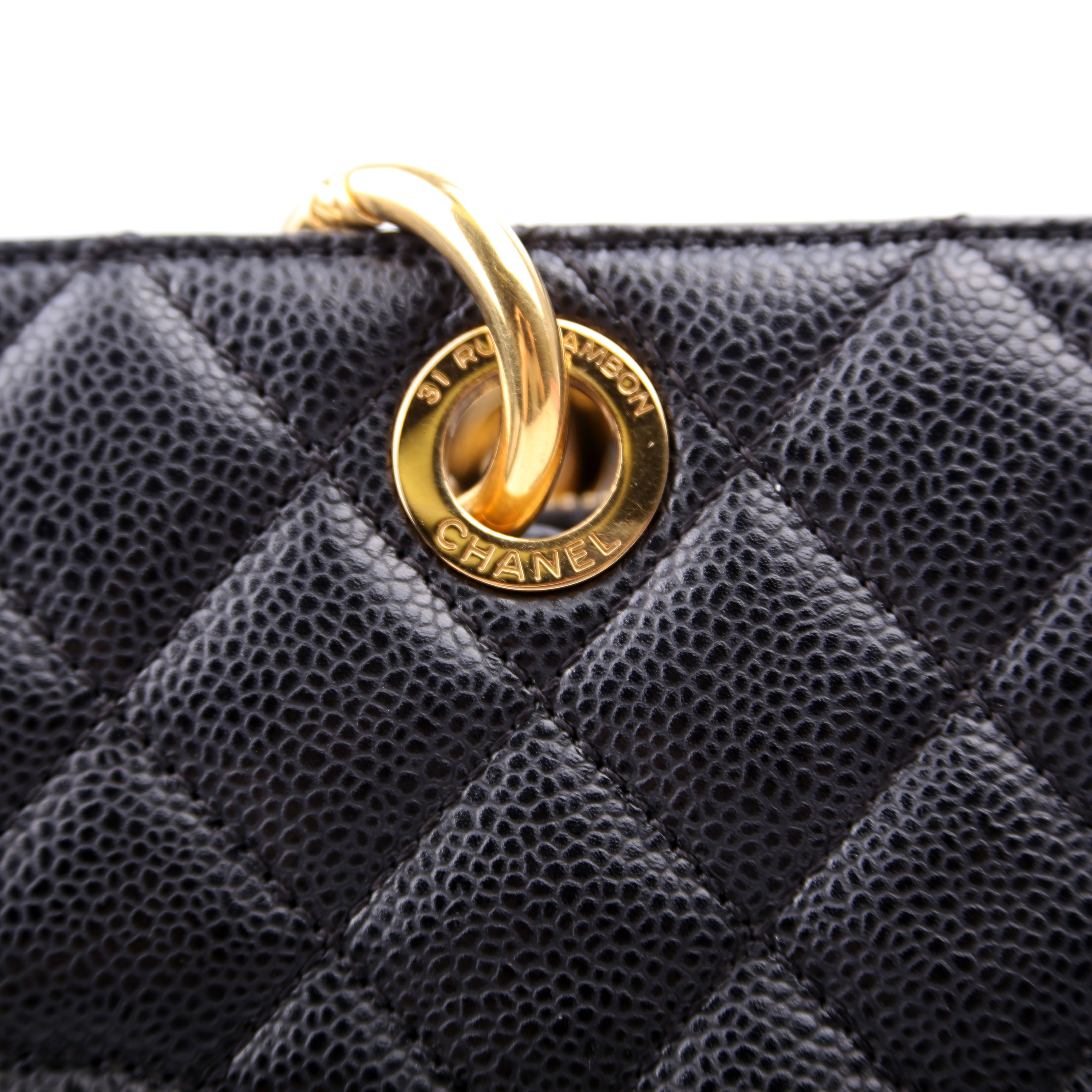 Grand Shopping Tote Caviar Black