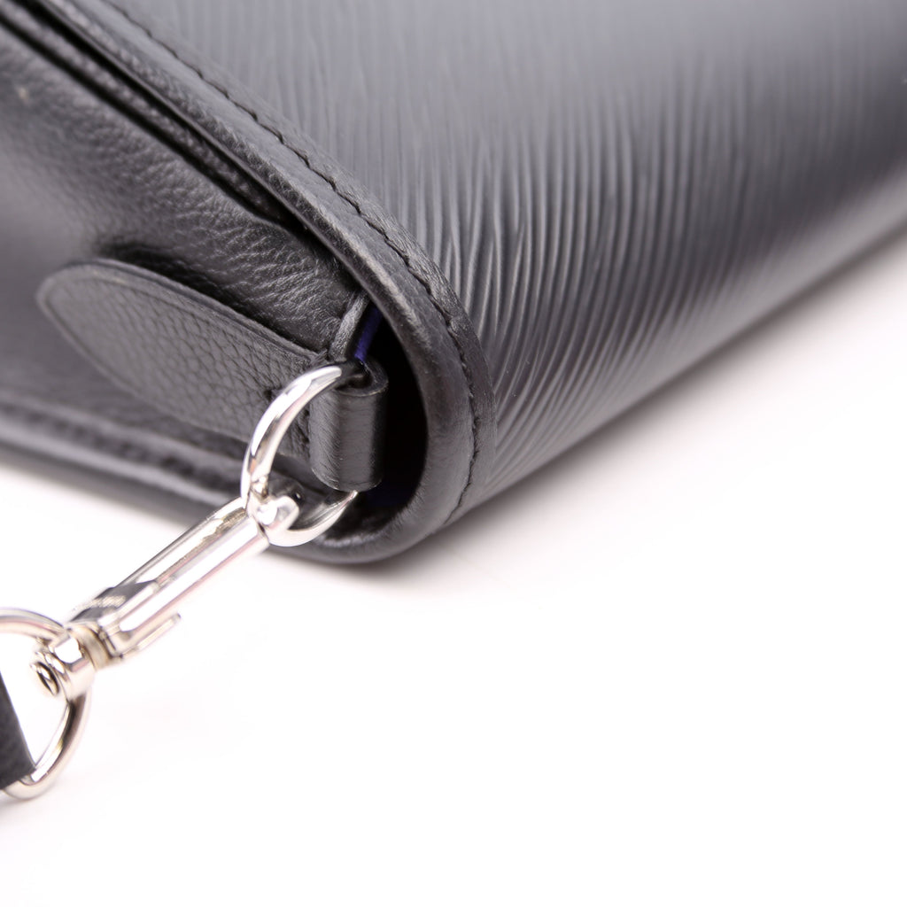 Buci Crossbody Epi Black