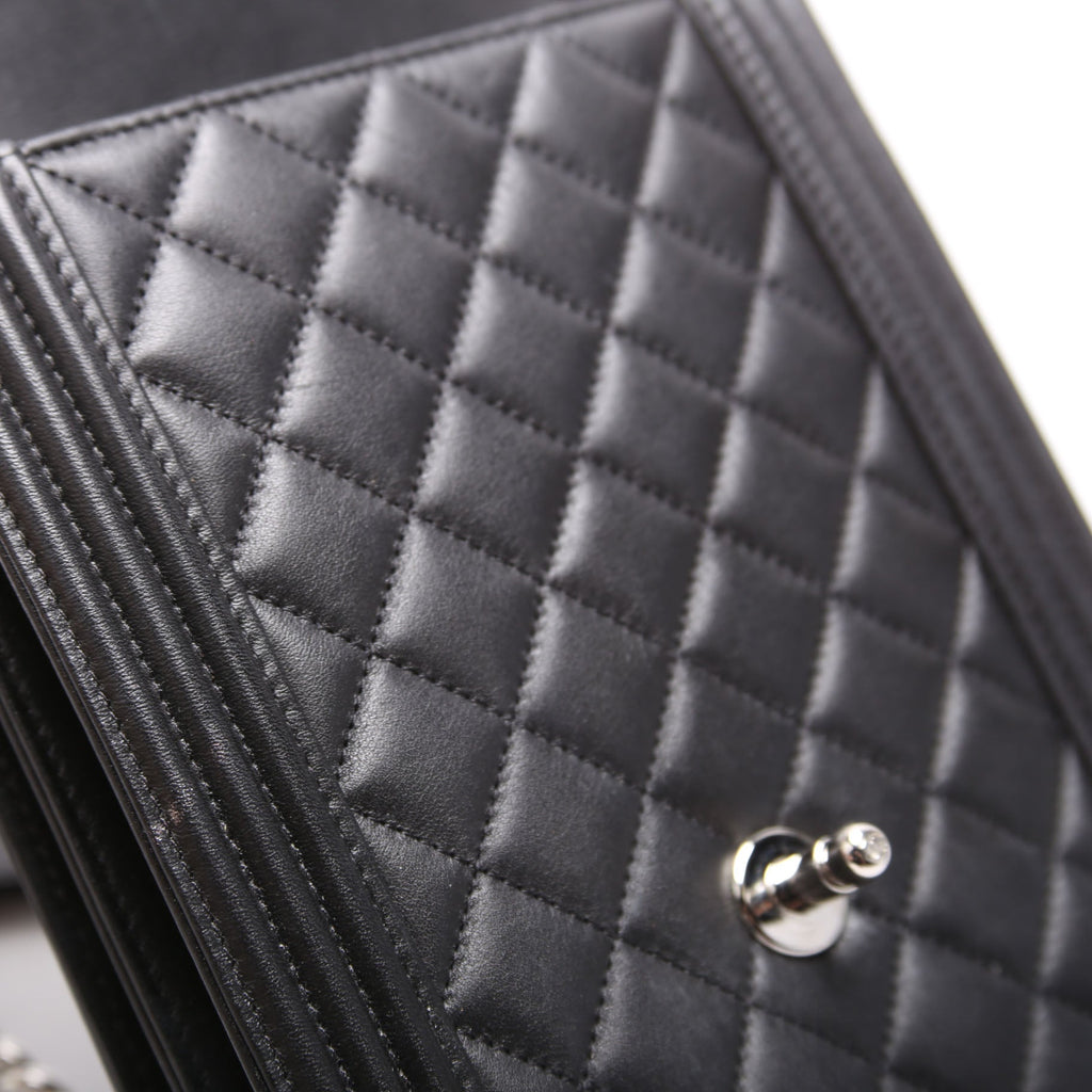 Boy North South Flap 27M Black