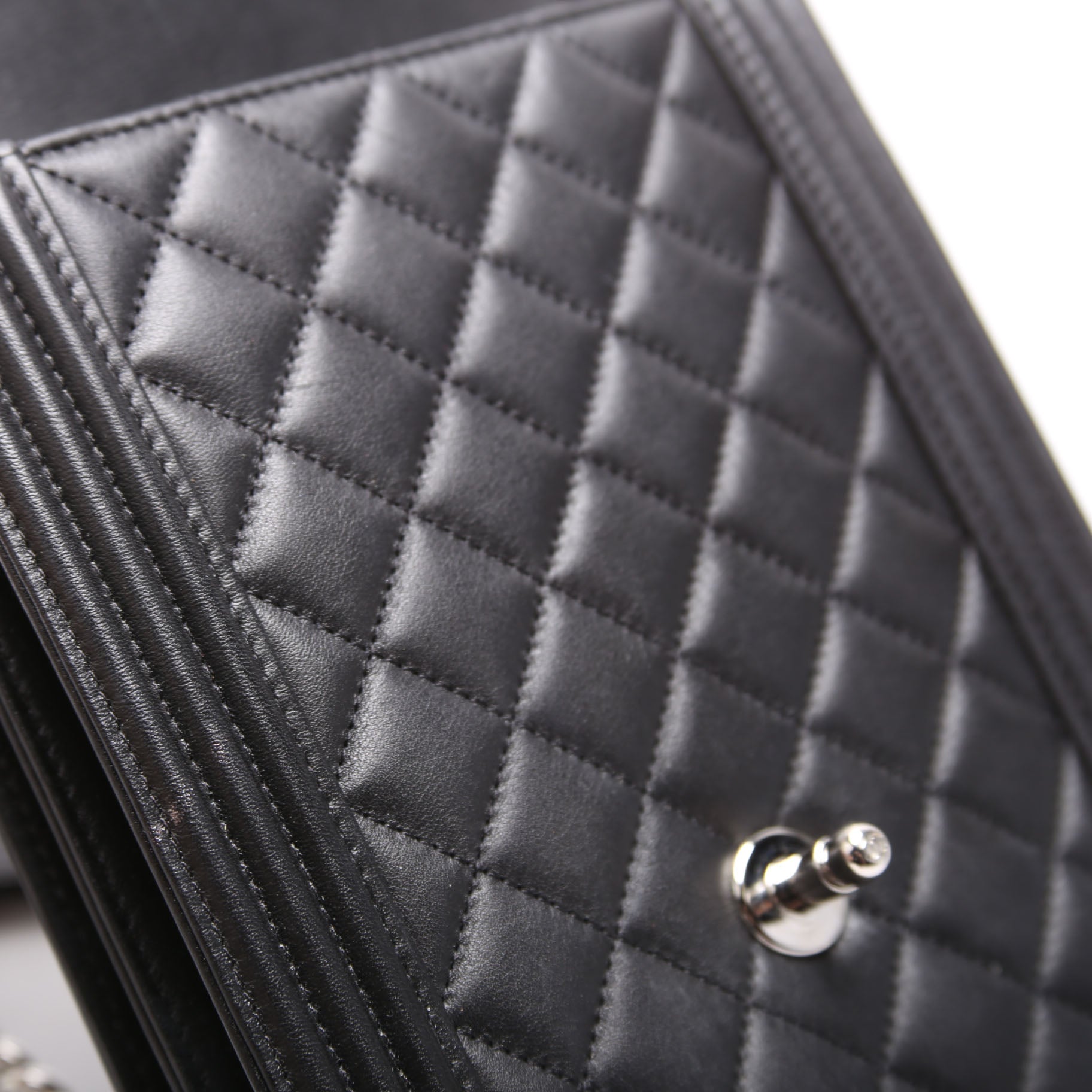 Boy North South Flap 27M Black