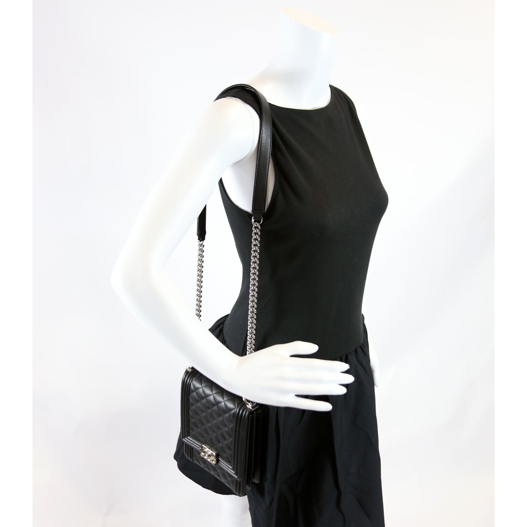 Boy North South Flap 27M Black