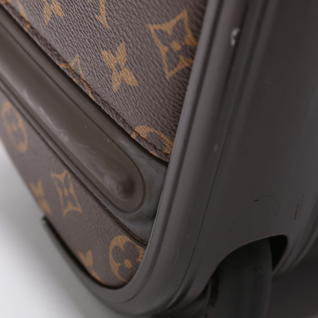 Pegase Legree 55 Business Monogram Brown