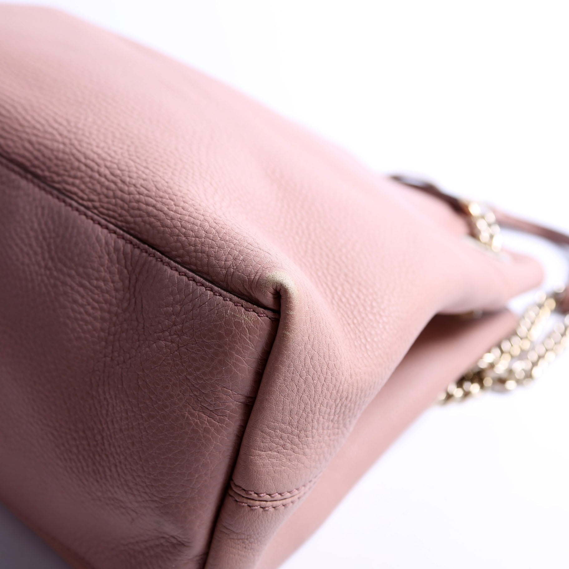 308982 Soho Leather Shoulder Medium Tan