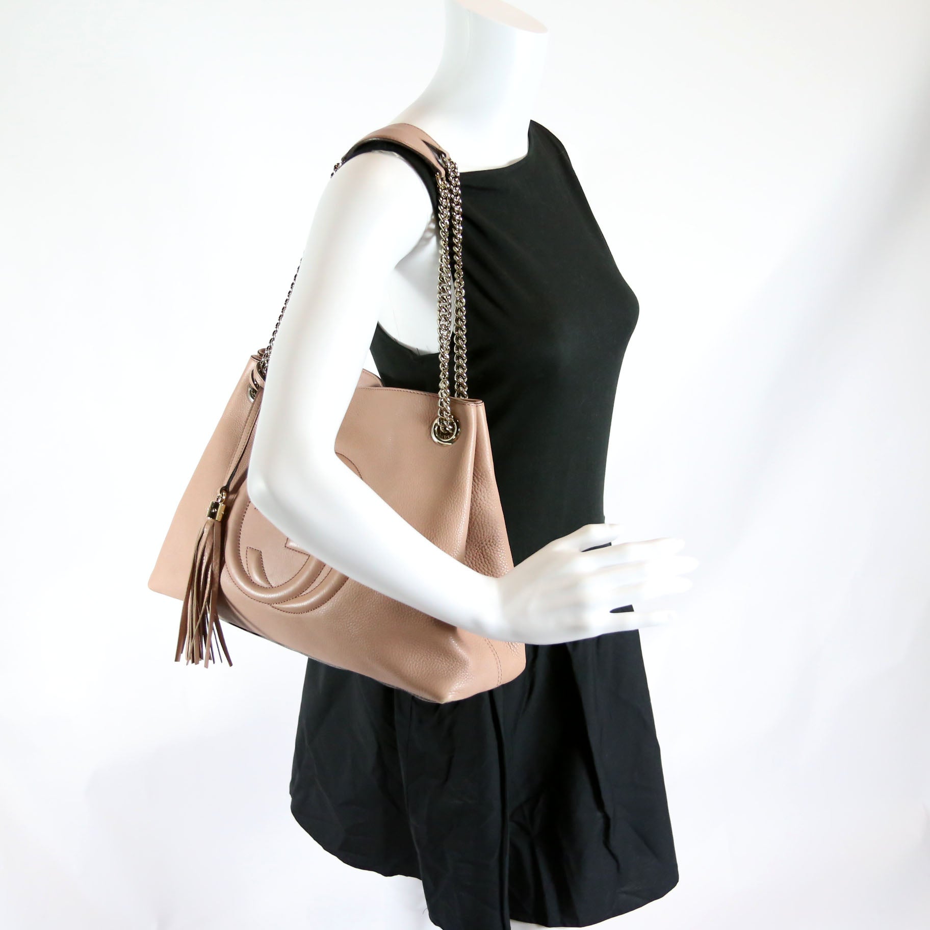308982 Soho Leather Shoulder Medium Tan