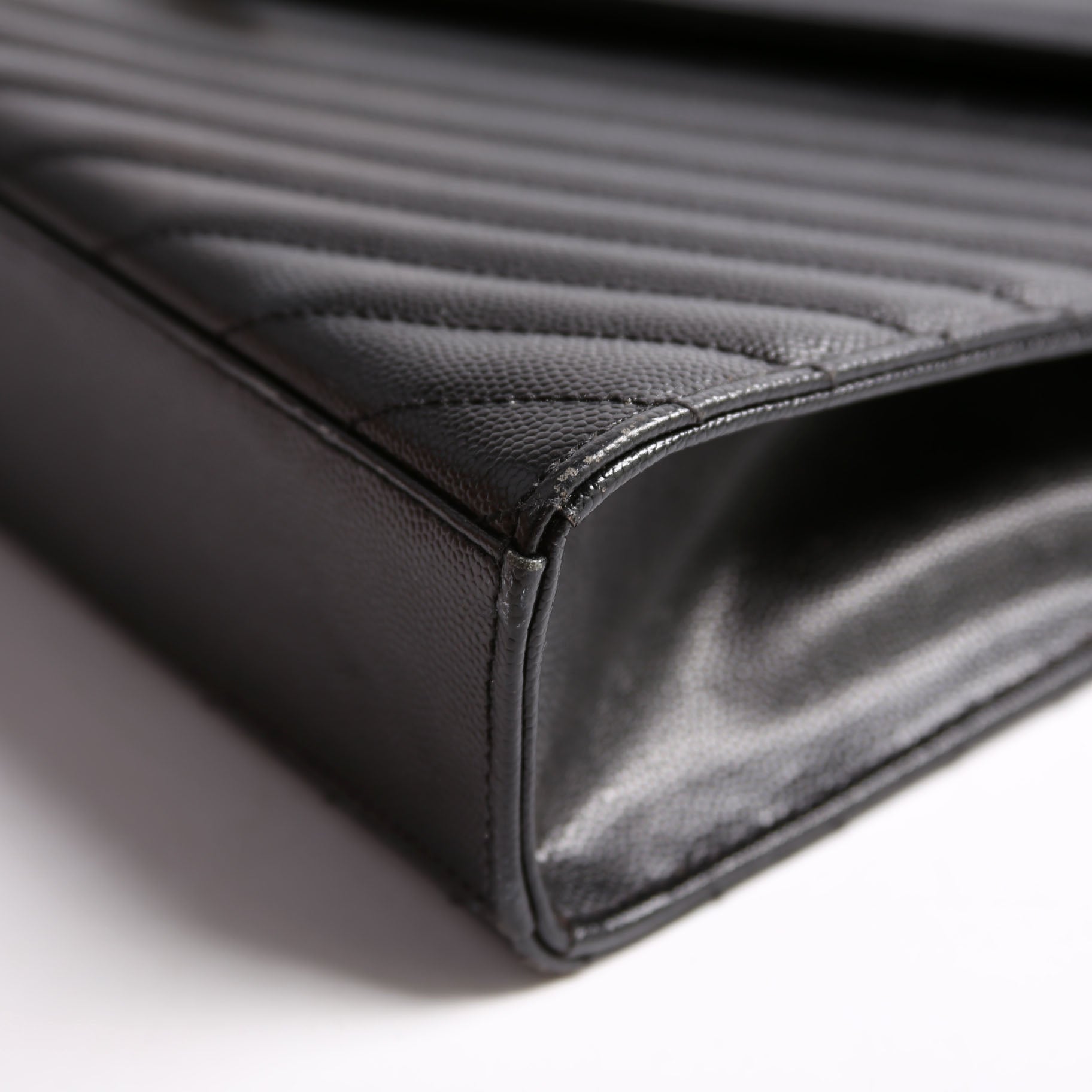 Envelope Large Chevron 354118 Black