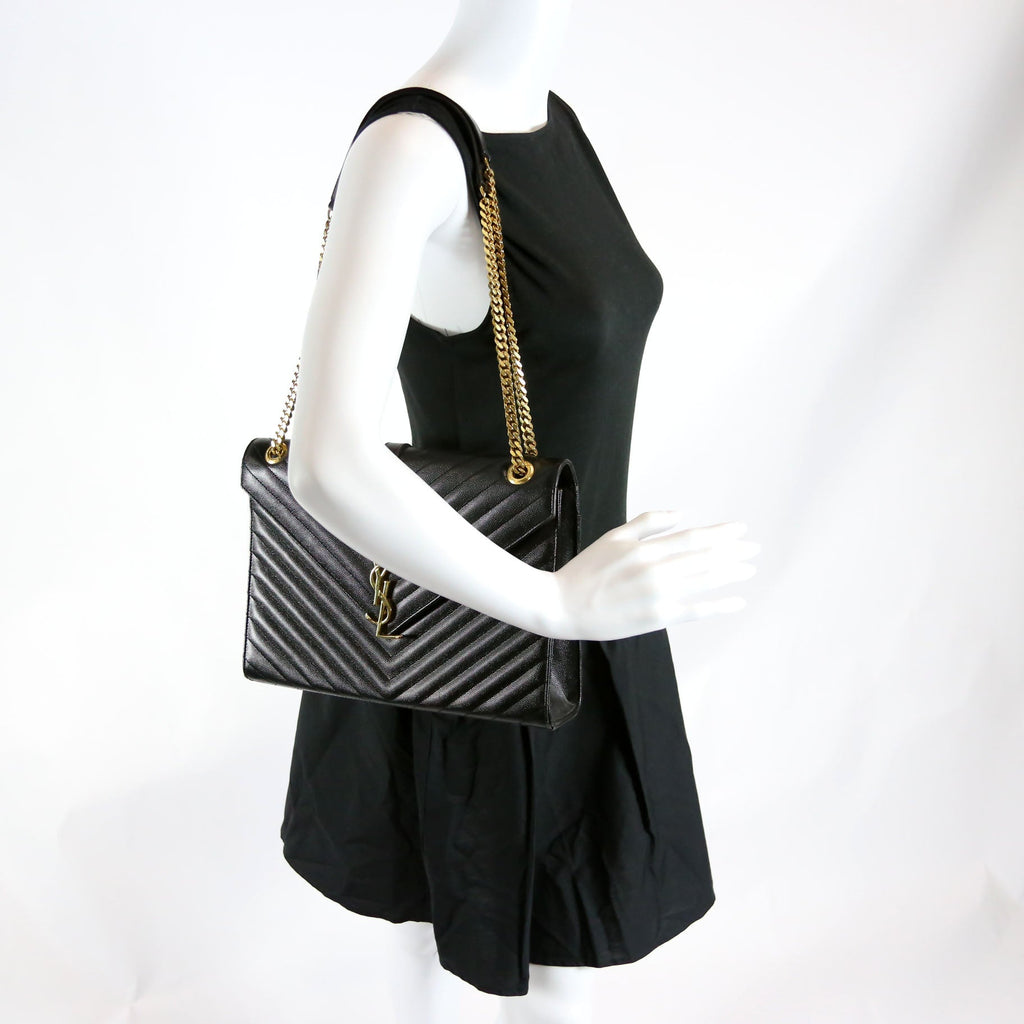 Envelope Large Chevron 354118 Black