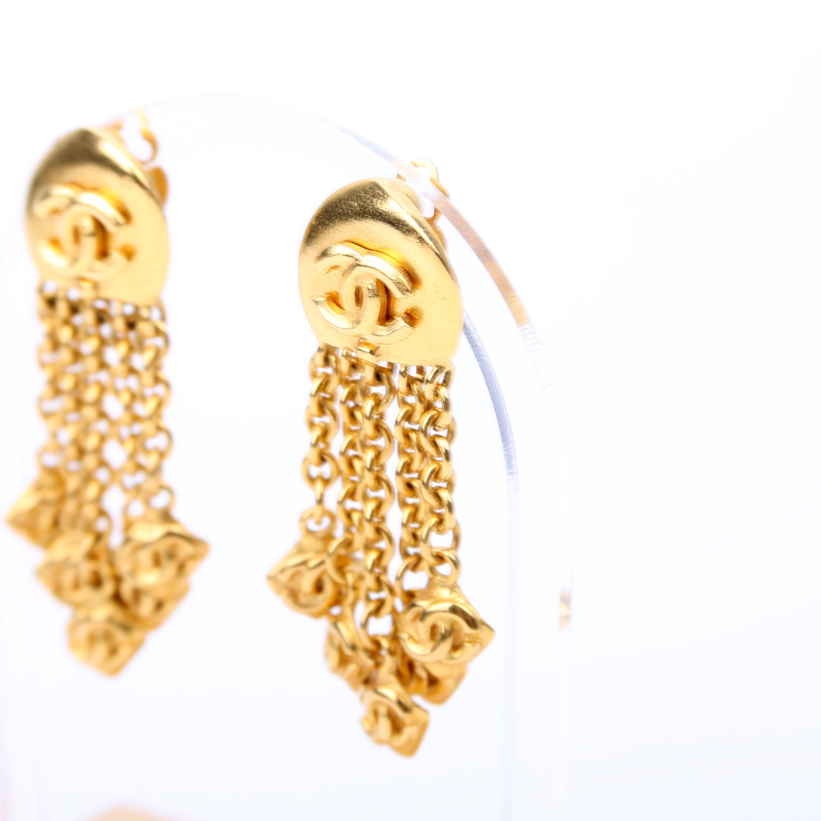 Coco Mark Swing Clip-On Vintage Earrings Gold