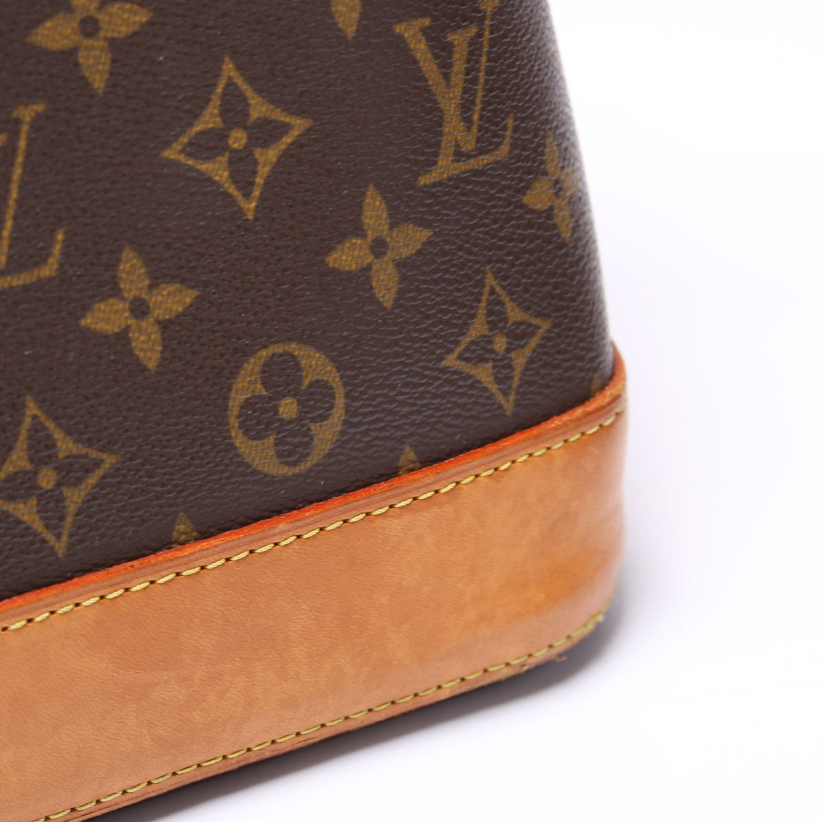 Alma Voyage MM Monogram