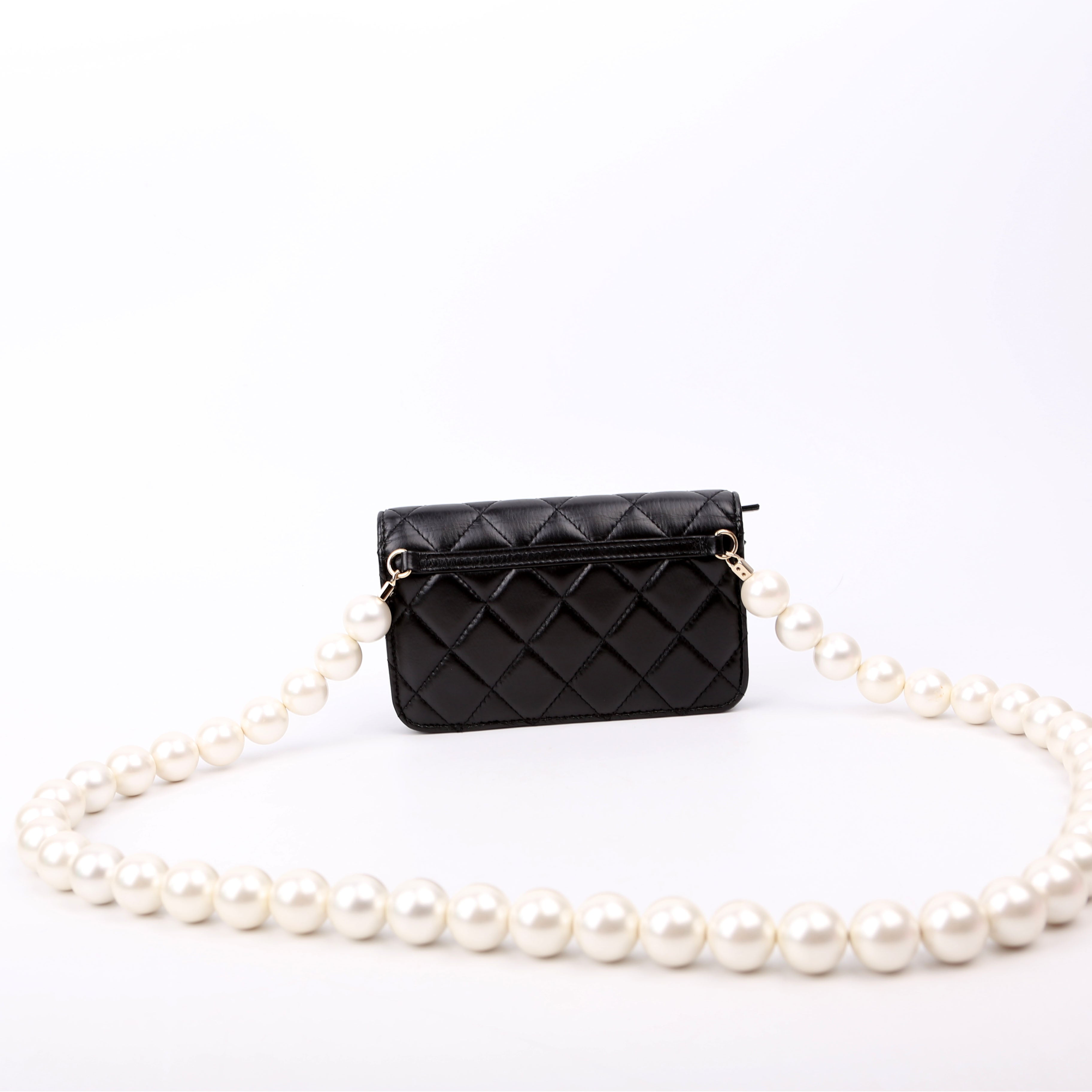 Maxi Pearls WOC Lambskin 30M Black