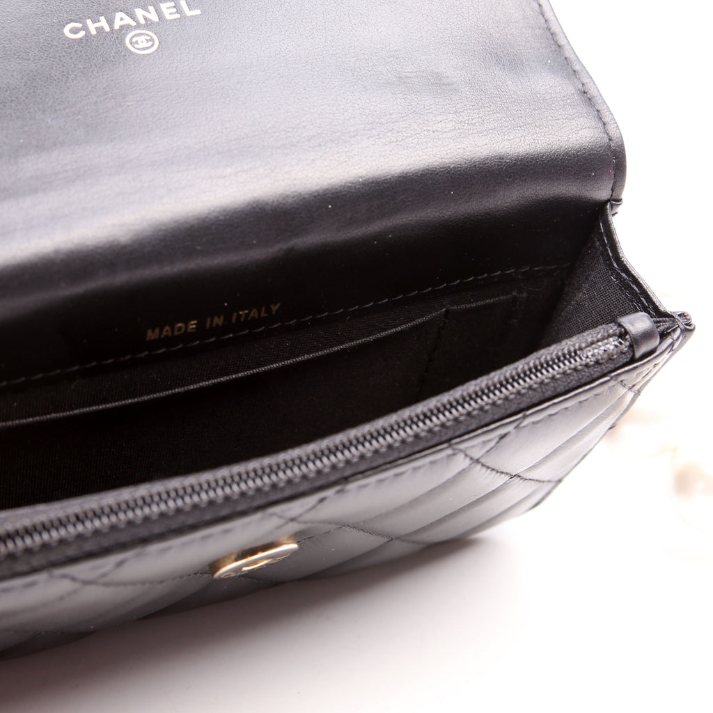 Maxi Pearls WOC Lambskin 30M Black